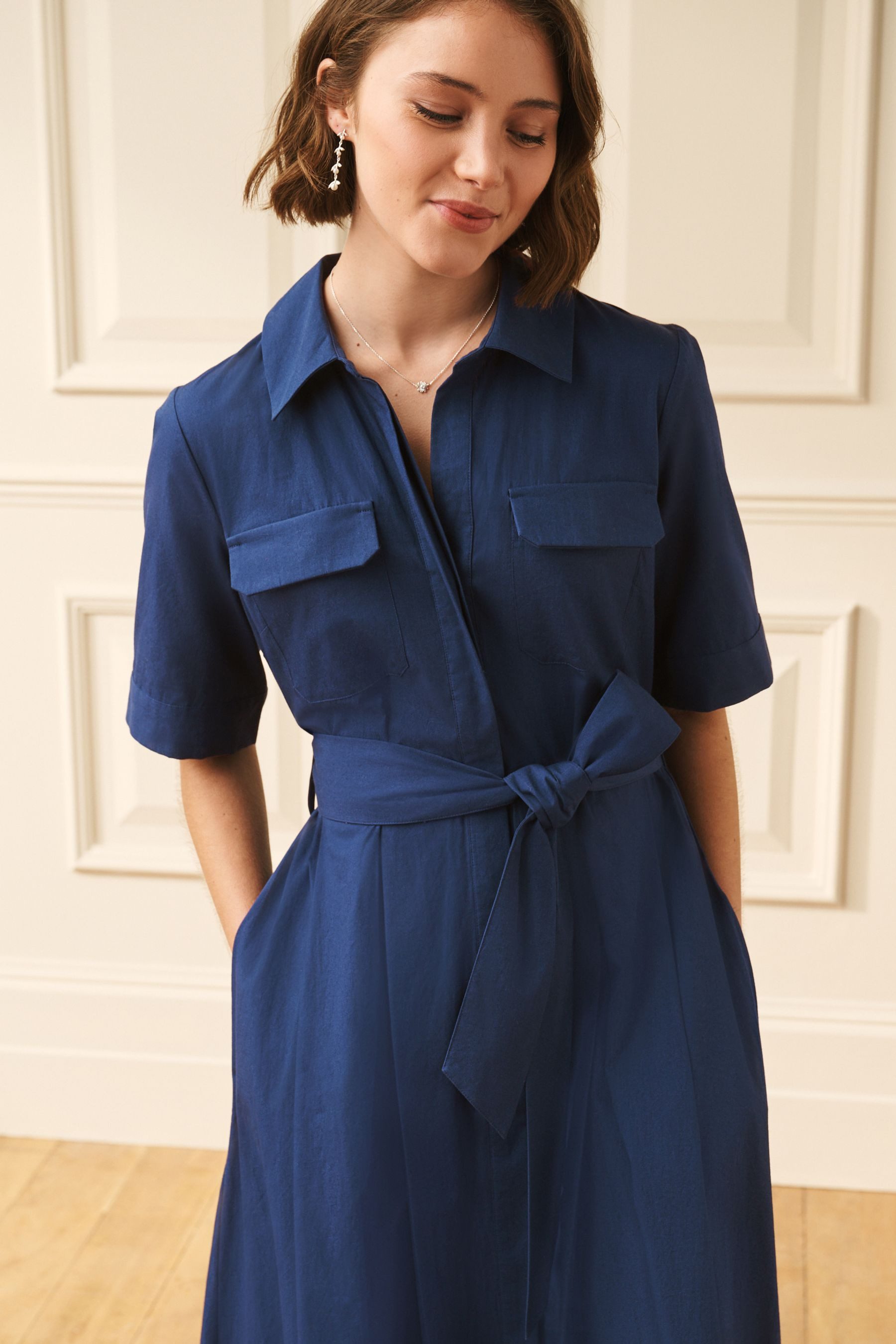 LAURA ASHLEY Druckkleid Laura Ashley Hemdkleid mit geometrischem Print (1-tlg)