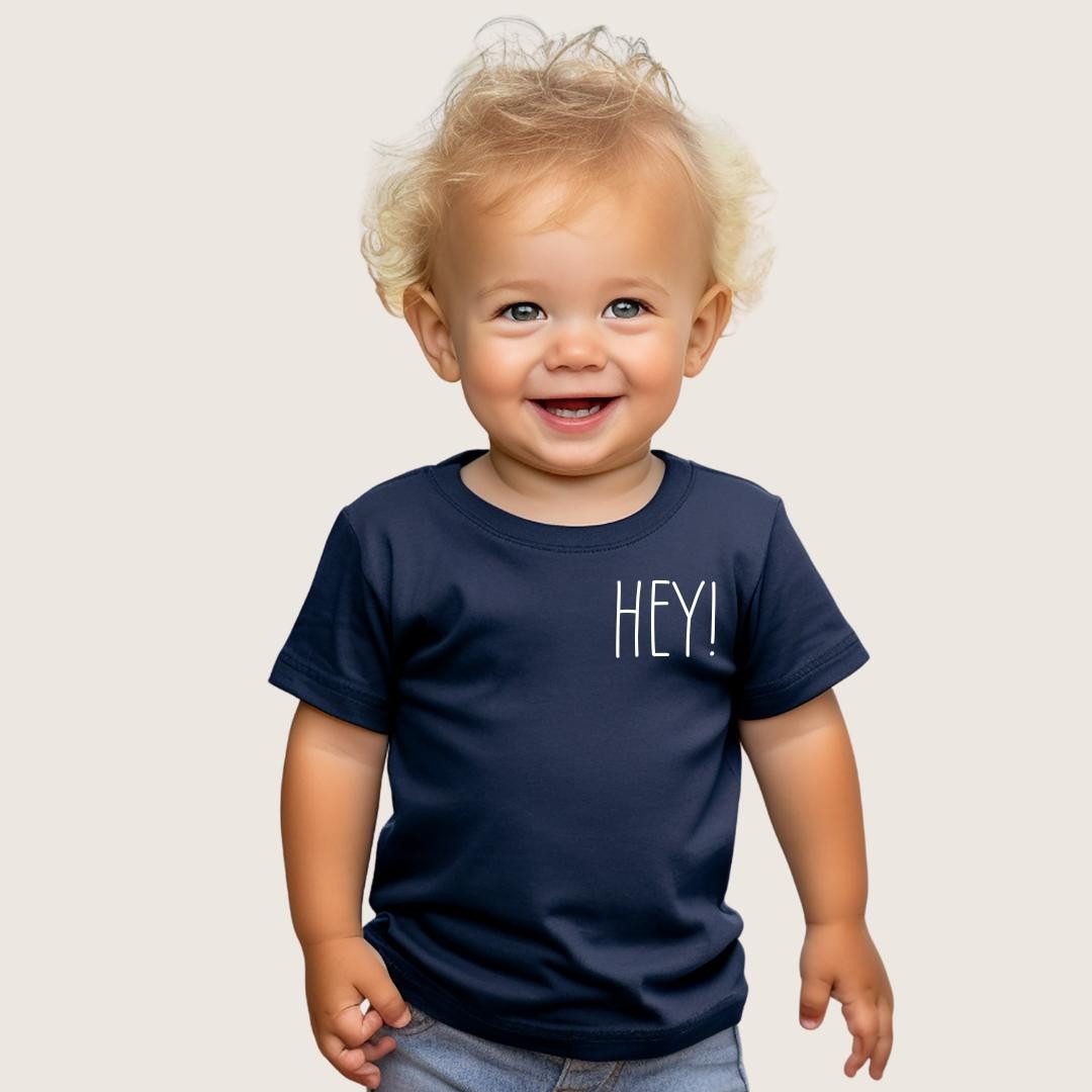 Lounis Print-Shirt Hey - Kinder T-Shirt - Shirt mit Spruch - Babyshirt Baumwolle
