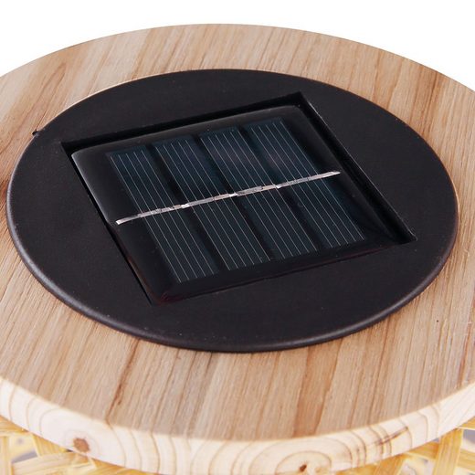Das Solarpanel der modernen Solar Hängeleuchte aus Bambus