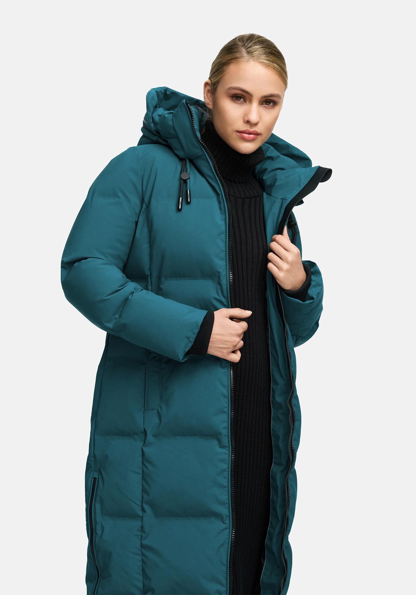 Marikoo Winterjacke Tikoraa mit extra langem Schnitt und hohem Kragen