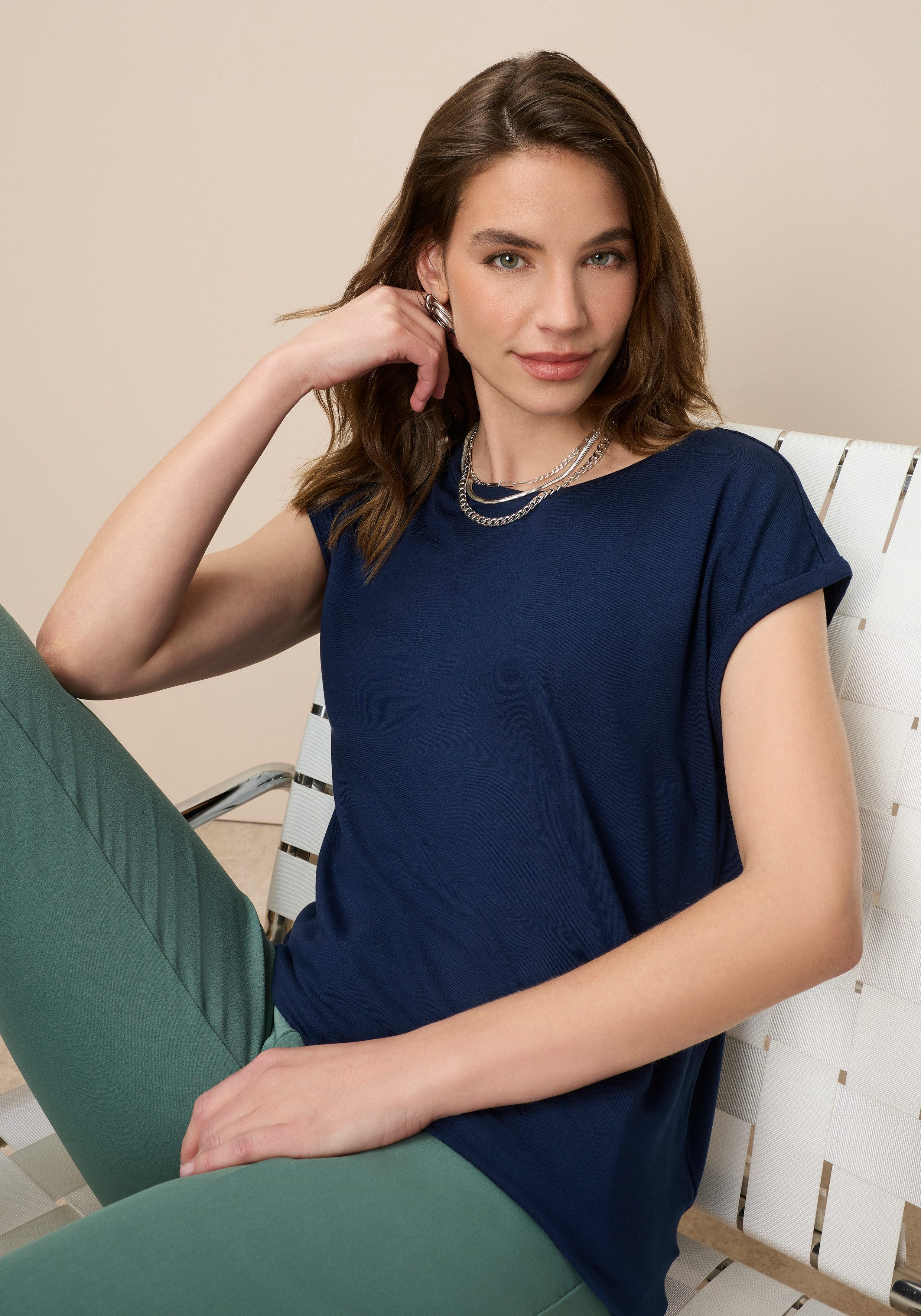 Tamaris T-Shirt Regular Fit, mit überlappenden Schultern, Kurzarm mit Aufschlag