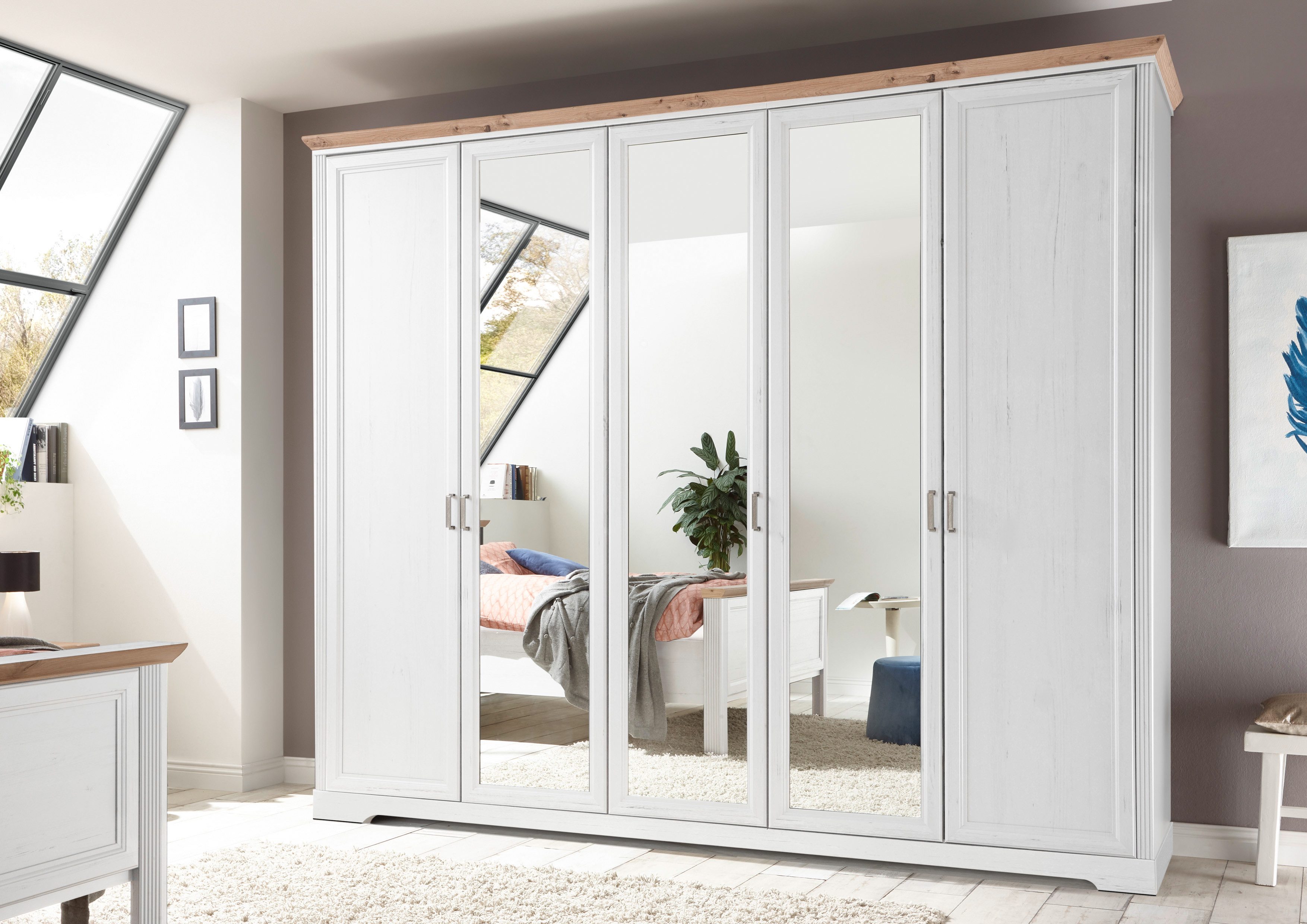 möbelando Kleiderschrank Jasmin 264 x 220 x 64 cm (B/H/T)