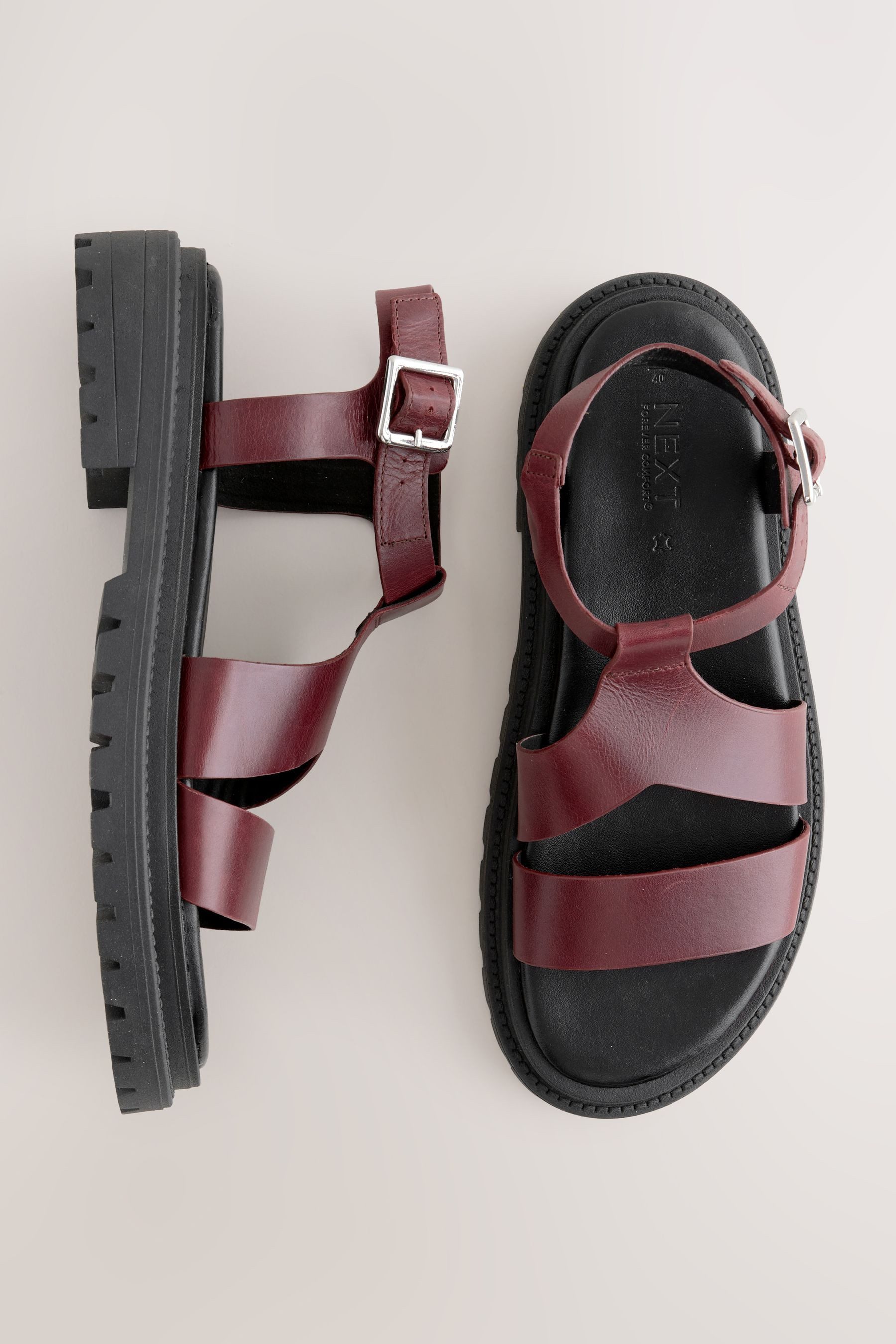 Next Breite Sandalen mit gekreuzten Riemen Keilsandalette (1-tlg) günstig online kaufen
