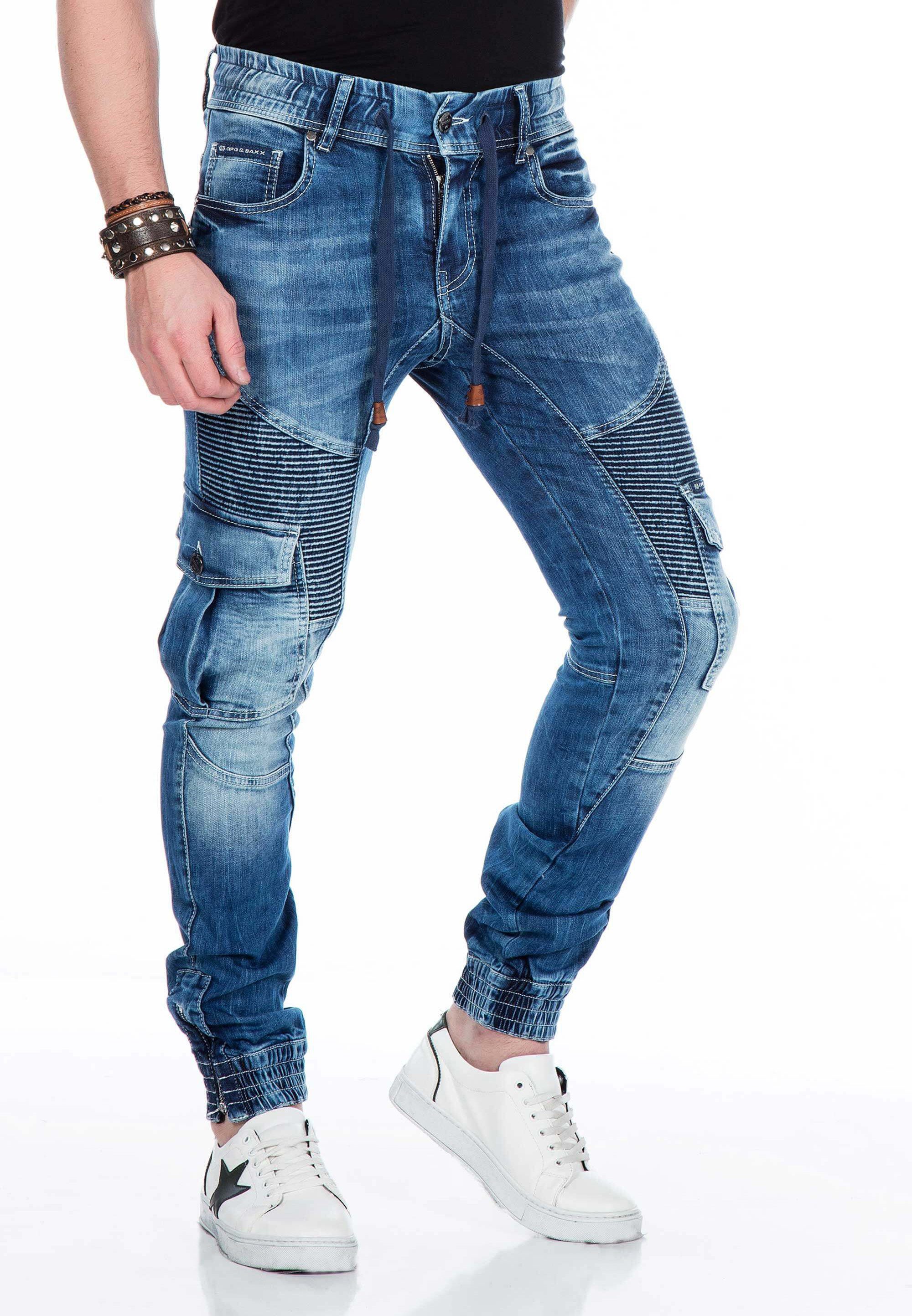 mit Cipo elastischen Baxx & Saum Bequeme am Bündchen Jeans blau