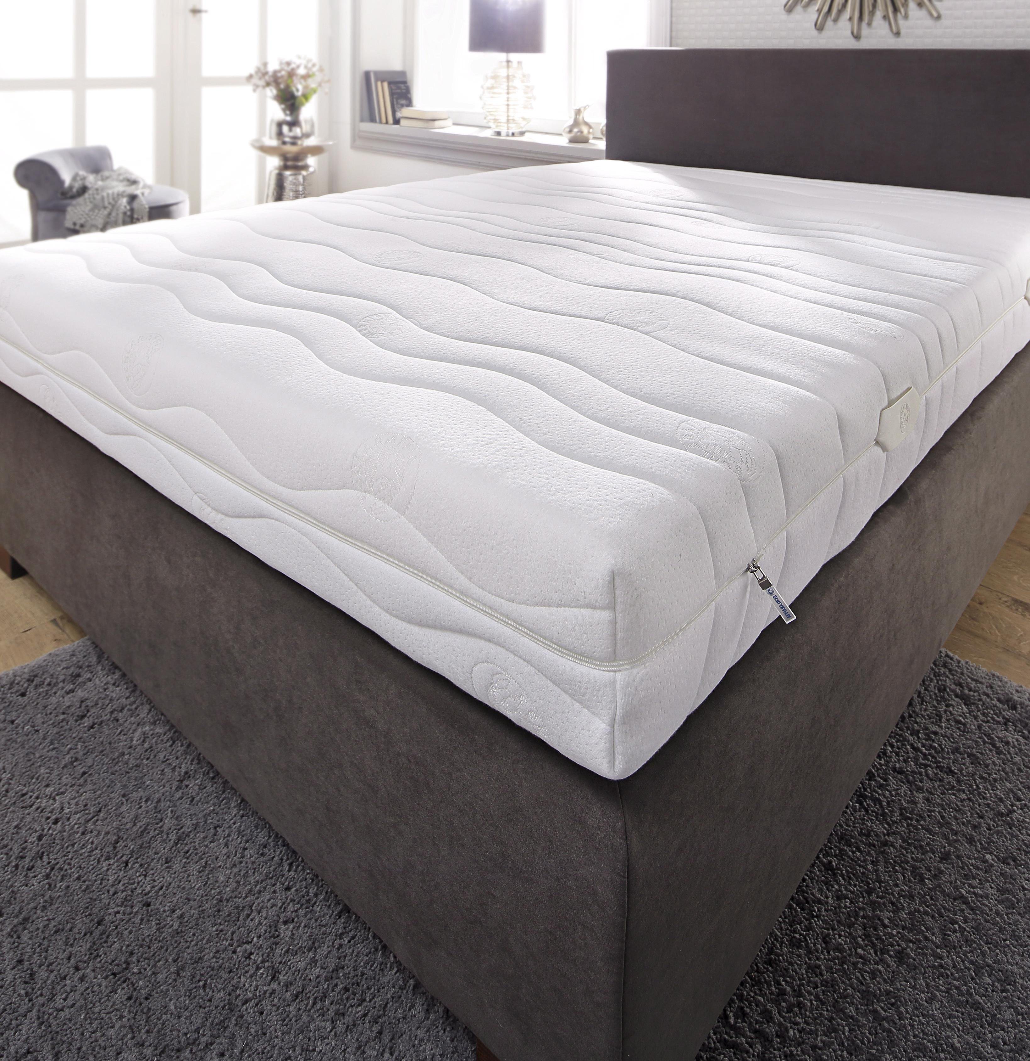 Taschenfederkernmatratze »Viva plus Aqua«, , 20 cm hoch, 405 Federn, (1-tlg), von Stiftung Warentest »GUT (2,3)«, getestet in Größe 90x200 cm in Härtegrad 3* Taschenfederkernmatratze »Viva plus Aqua«, , 20 cm hoch, 405 Federn, (1-tlg), von Stiftung Warentest »GUT (2,3)«, getestet in Größe 90x200 cm in Härtegrad 3*