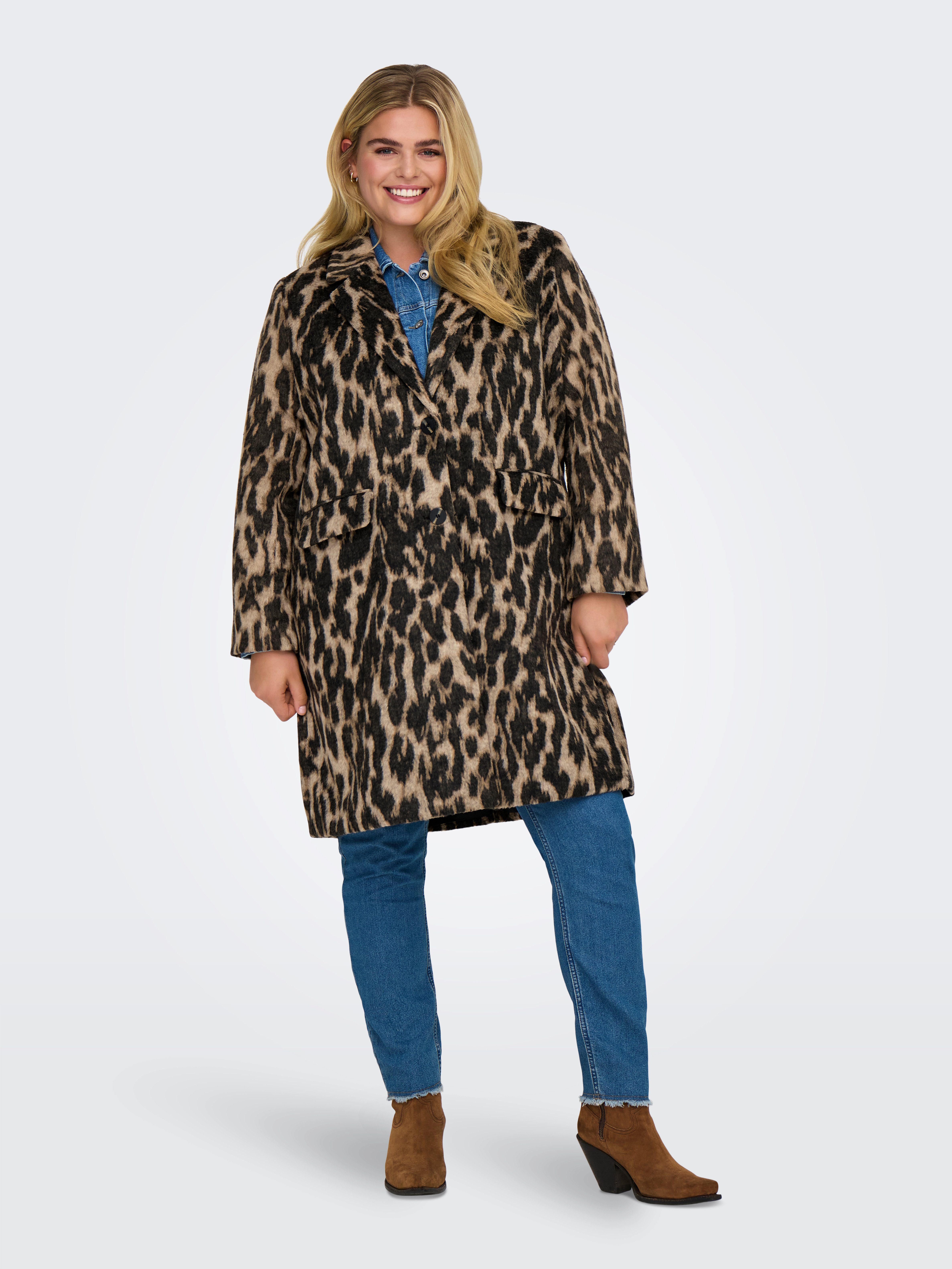 ONLY CARMAKOMA Kurzmantel CARVALBORG ANIMAL LIFE günstig online kaufen