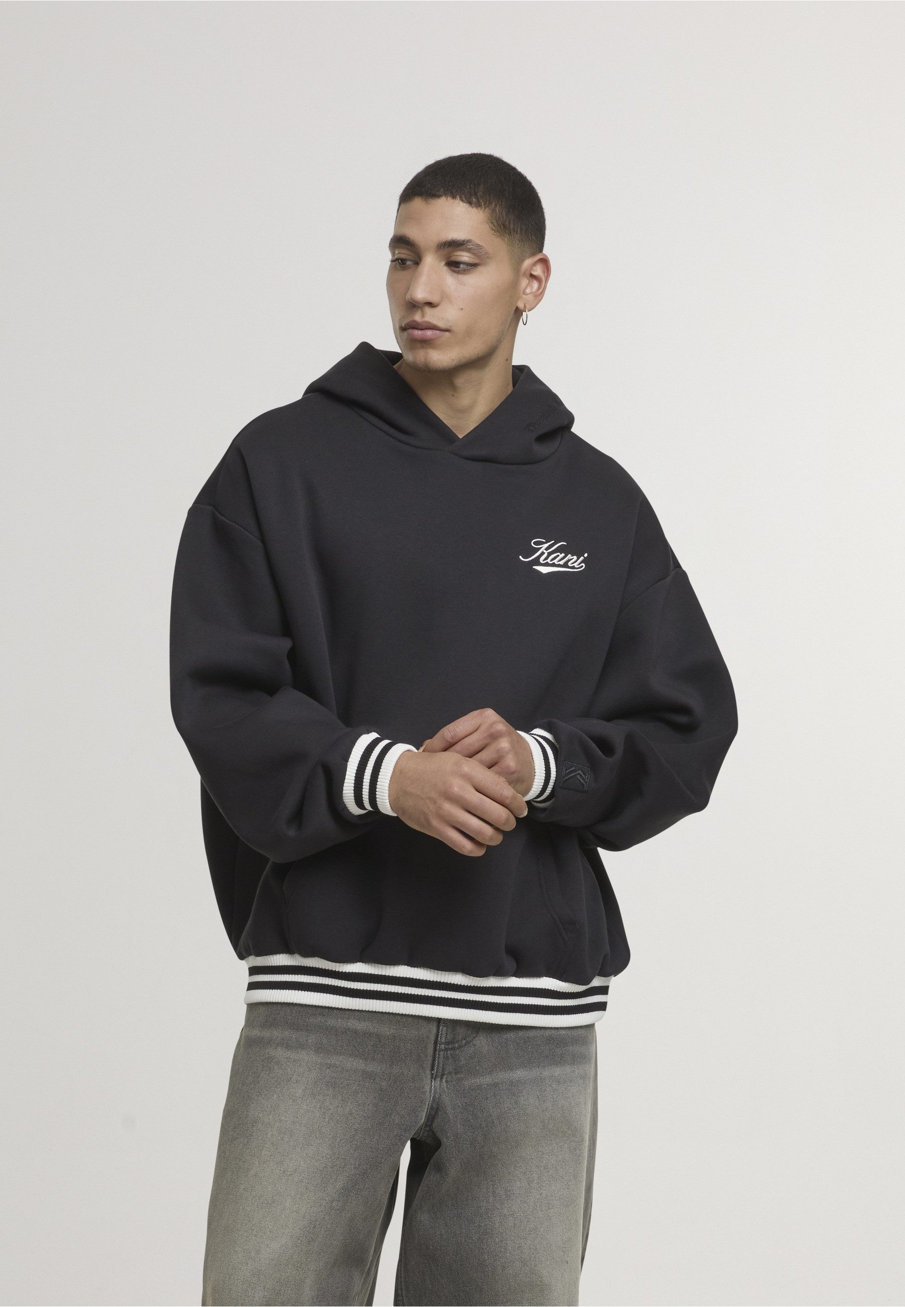 Karl Kani Rundhalspullover Karl Kani Cursive Varsity Oversized Hoodie (1-tlg)