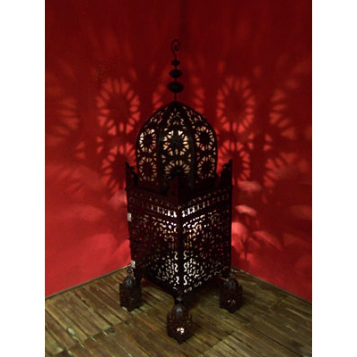Marrakesch Orient & Mediterran Interior Kerzenlaterne Marokkanische Gartenlaterne Frane Laterne aus Metall in Schwarz 165 cm (1 St), Handarbeit
