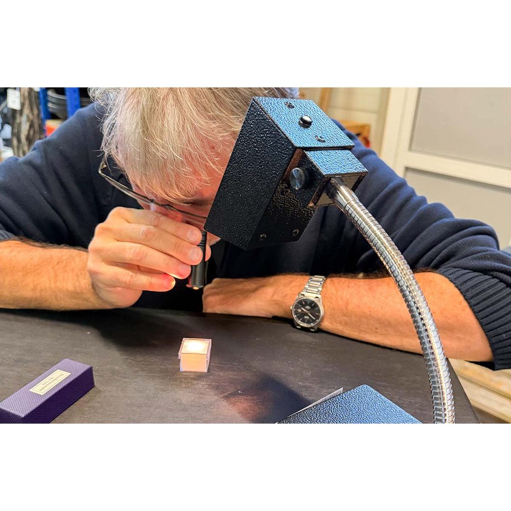 mydays Erlebnisgutschein Edelsteinkunde Praxiskurs für Einsteiger Göttingen, Funkelnde Entdeckungen im Edelsteinkunde Praxiskurs