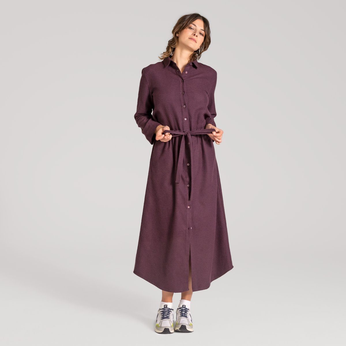 trueStory Hemdblusenkleid CHARU 100 % zertifizierte Bio-Baumwolle Aubergine