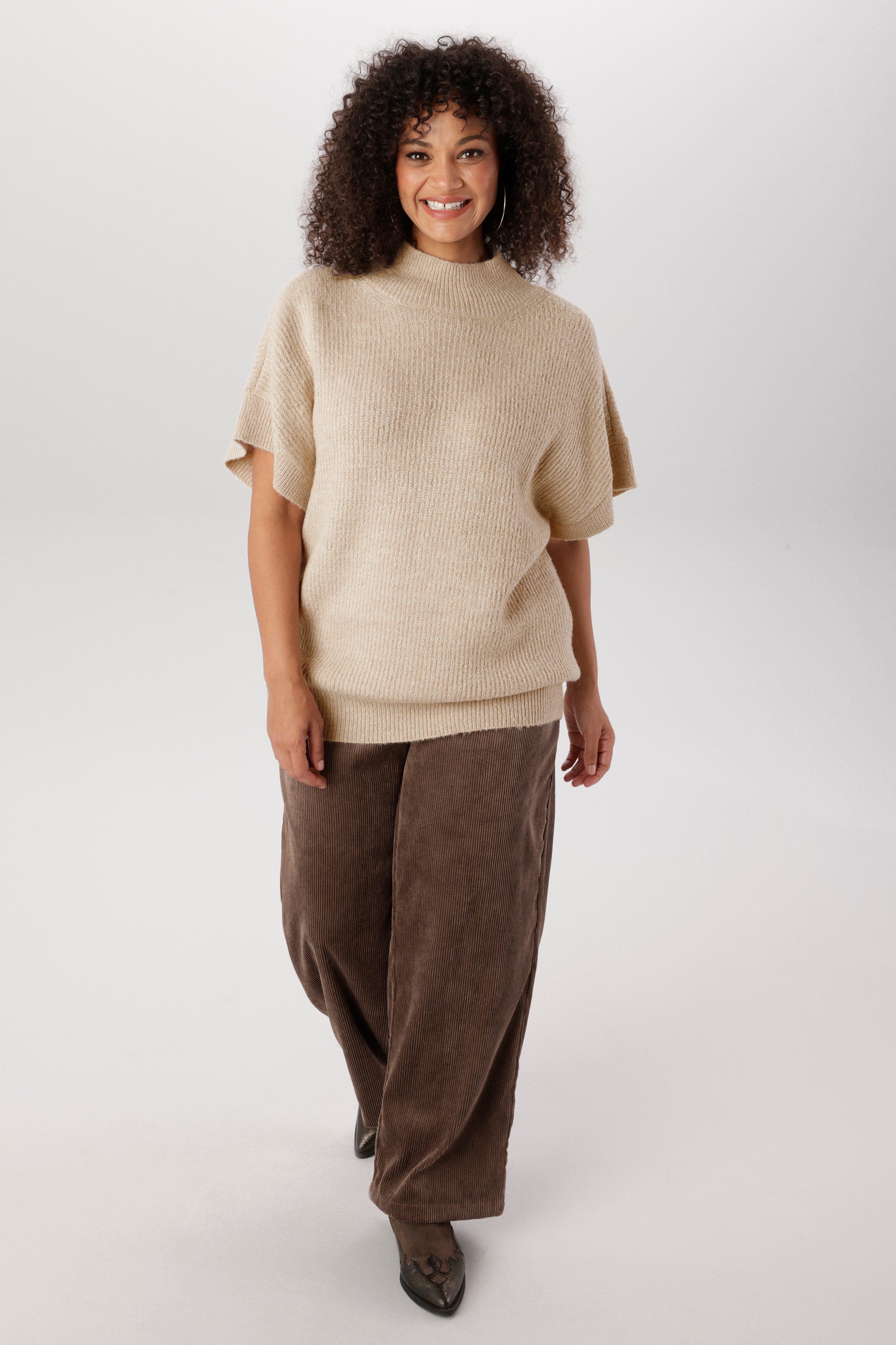 Zum Outfit 11