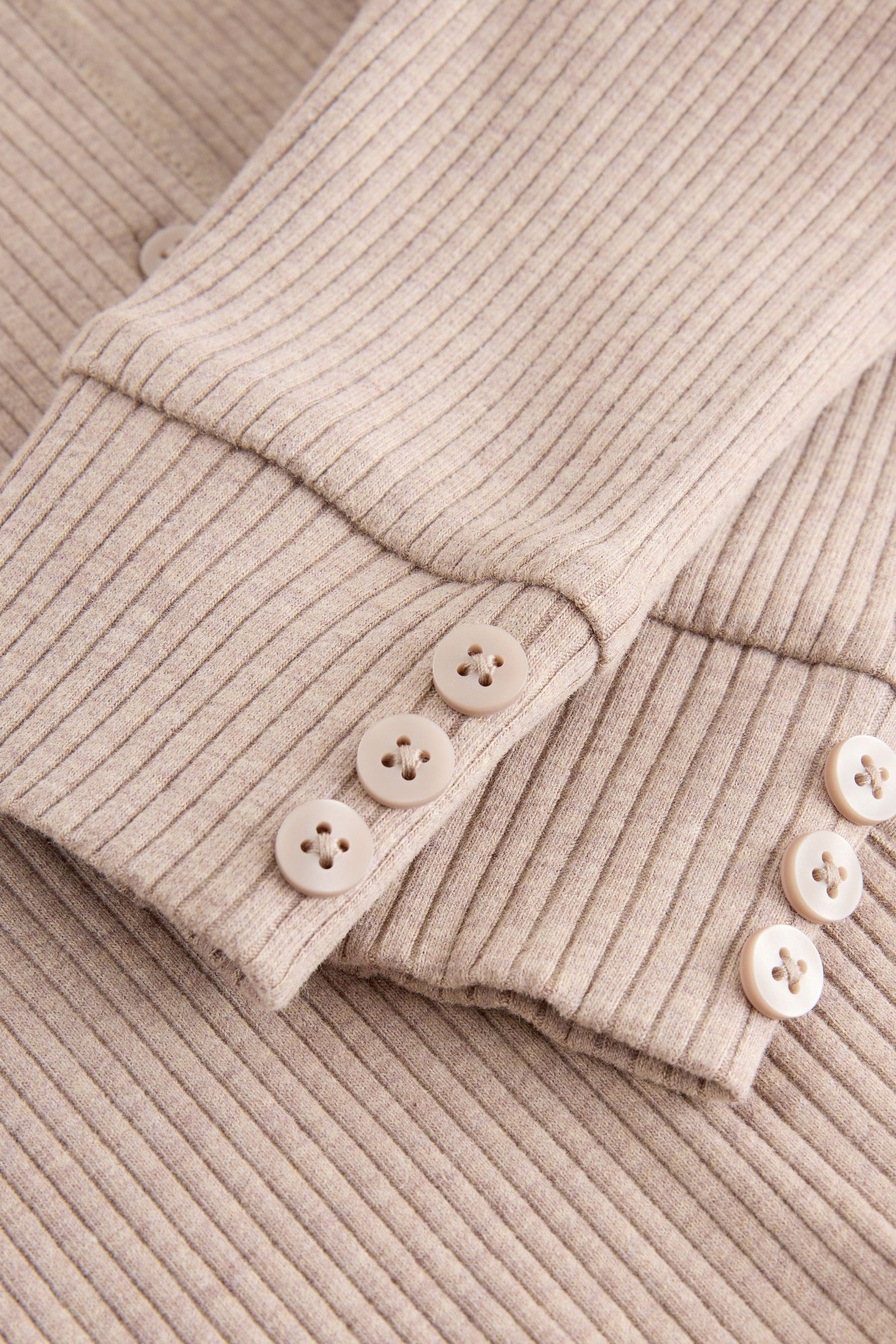 Next Langarmshirt & Leggings Gerippte Kapuzenstrickjacke und Leggings im Set (2-tlg) – Bild 5 von 5
