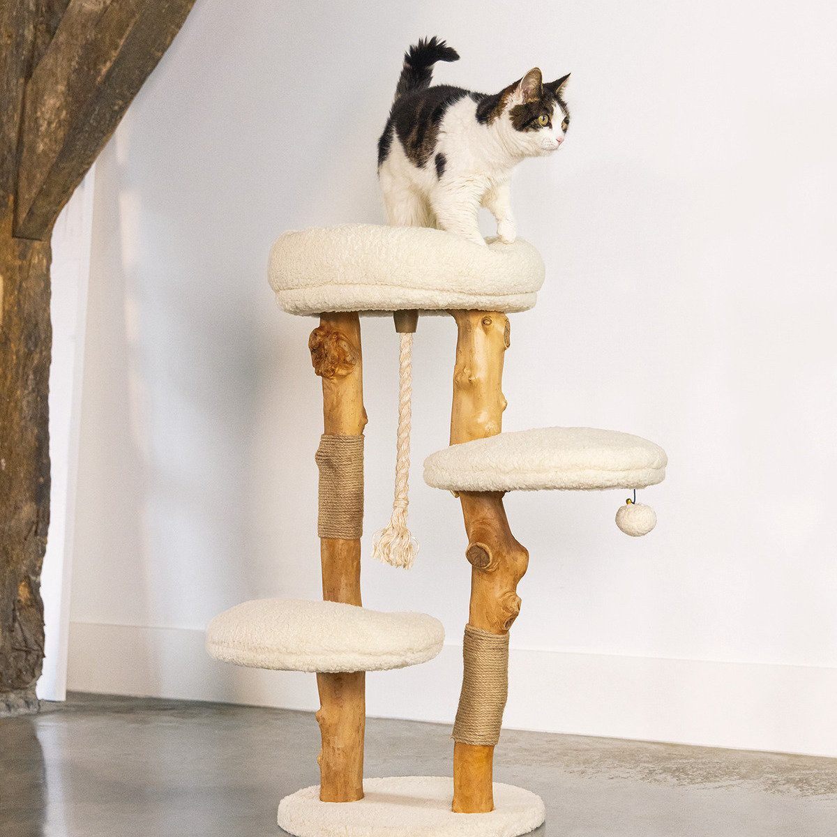 Designed By Lotte Kratzbaum Kratzbaum Vanja aus Holz