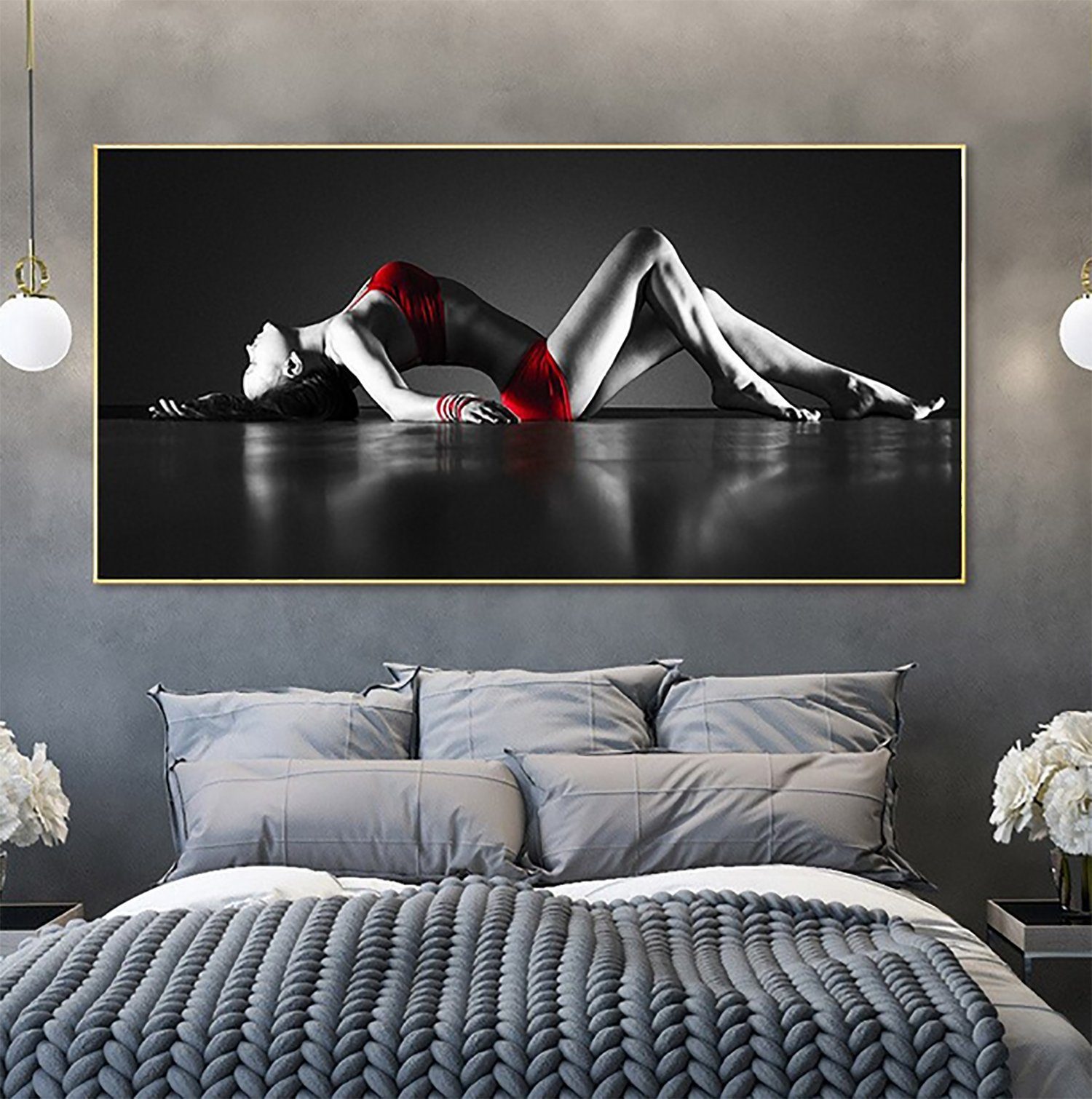 TPFLiving Kunstdruck (OHNE RAHMEN) Poster - Leinwand - Wandbild, Nackte Frau in roter Lingerie - Akt mit rotem Nachthemd (Leinwand Wohnzimmer, Leinwand Bilder, Kunstdruck), Farben: Schwarz, Weiß, Rot - Größe 30x60cm