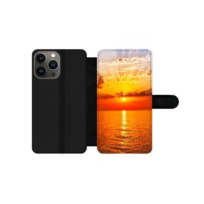 MuchoWow Handyhülle Sonnenuntergang - Meer - Himmel - Orange - Horizont - Wasser Handyhülle Telefonhülle Apple iPhone 13 Pro Max