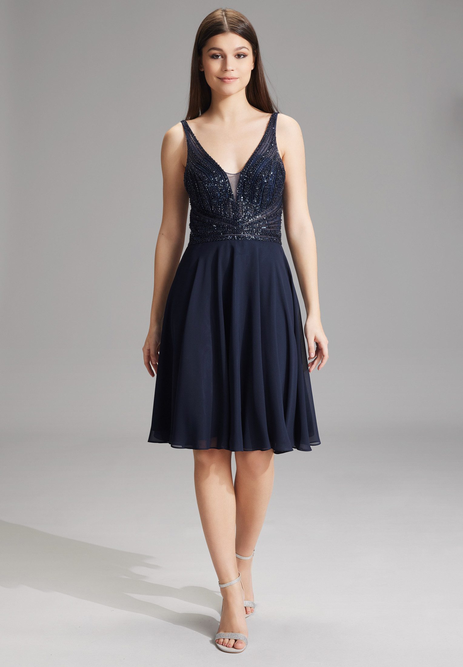 Hey Kyla Cocktailkleid - Cocktailkleid mit tonaler Stickerei günstig online kaufen
