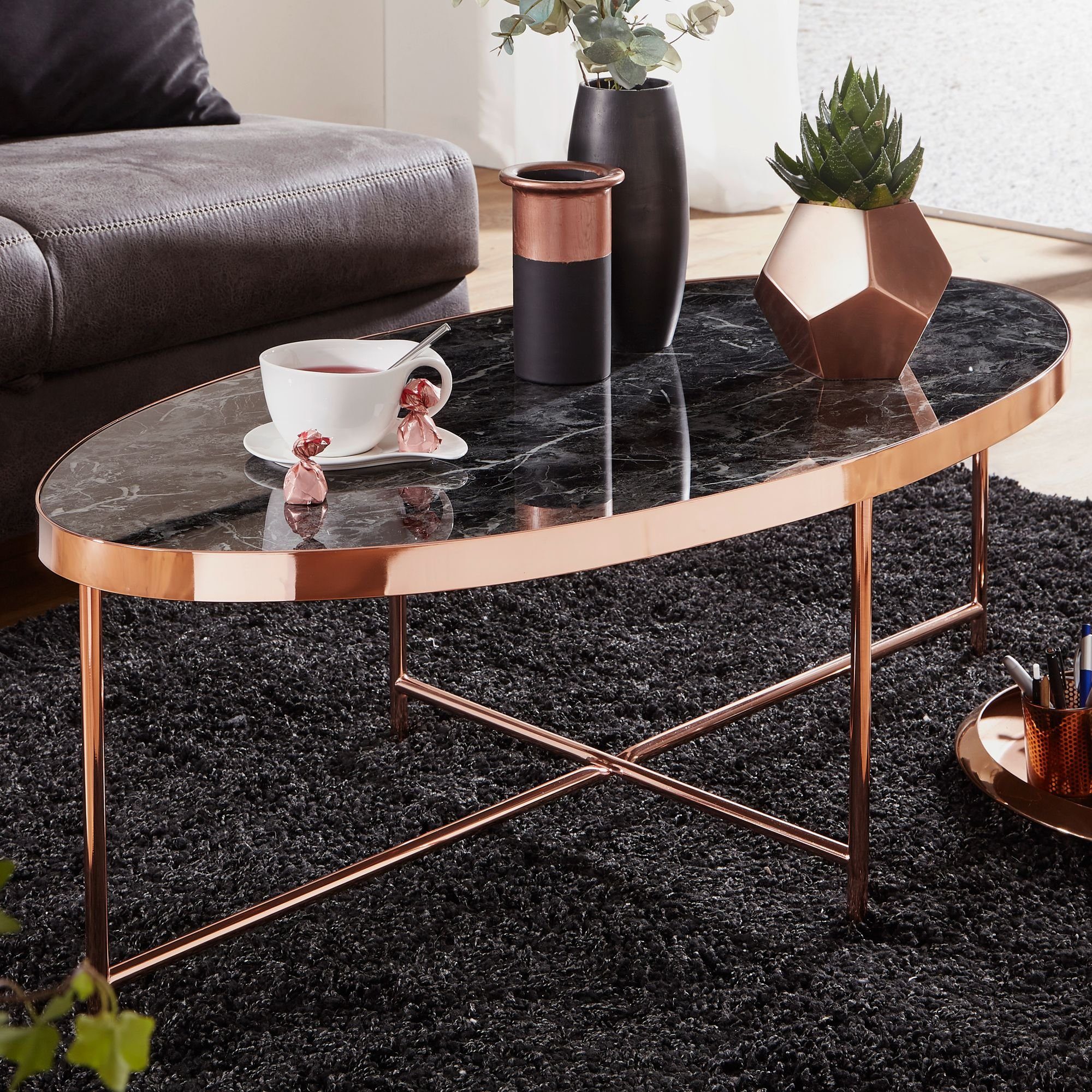 C-Förmiger Mobiler Beistelltisch - Oval Marmor-Optik
