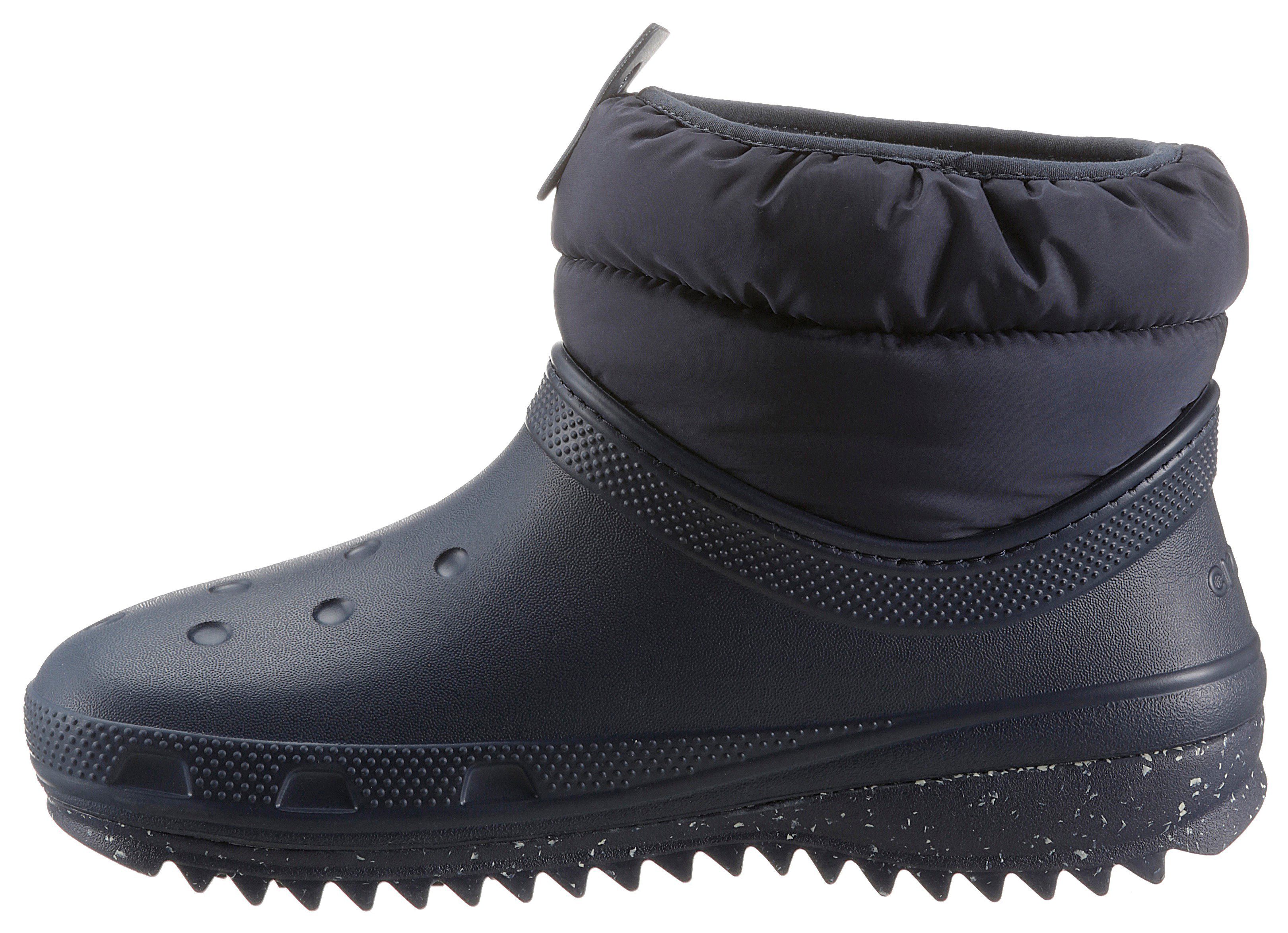 Crocs Winterstiefel Classic Neo Puff Shorty elastischem Schafteinstieg Snowboots navy mit