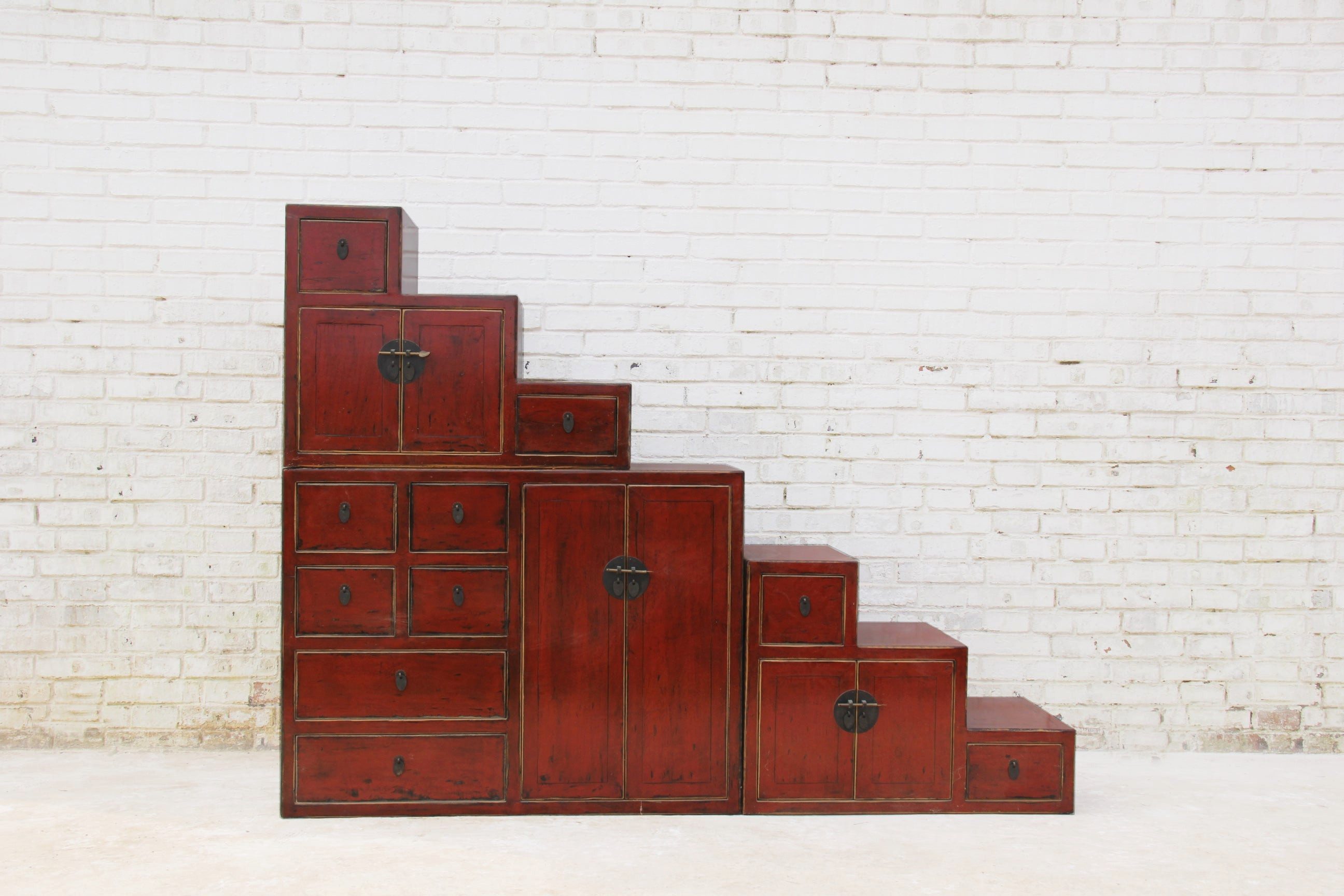 Luxury-Park-Direct Kommode Treppenschrank in traditioneller Farbgebung aus Vollholz handgefertigt