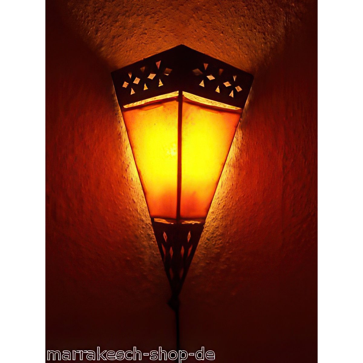 Marrakesch Orient & Mediterran Interior Wandleuchte Mediterrane Wandlampe Rabat Lampe aus Ziegenleder in Orange 30 cm, Handarbeit