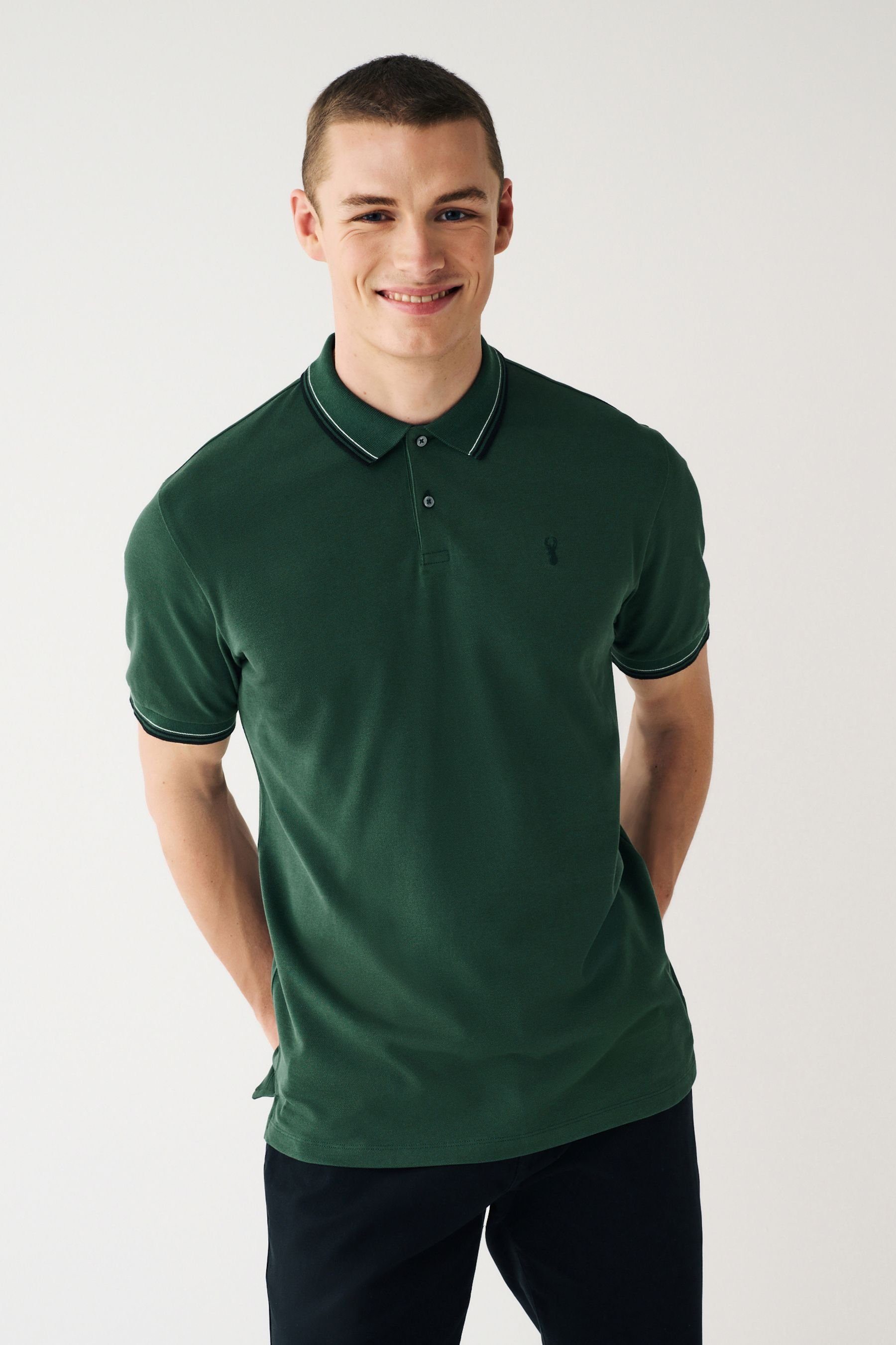 Pikee-Poloshirt Poloshirt Kragenstreifen im (1-tlg) Fit Green Regular Next Dark mit