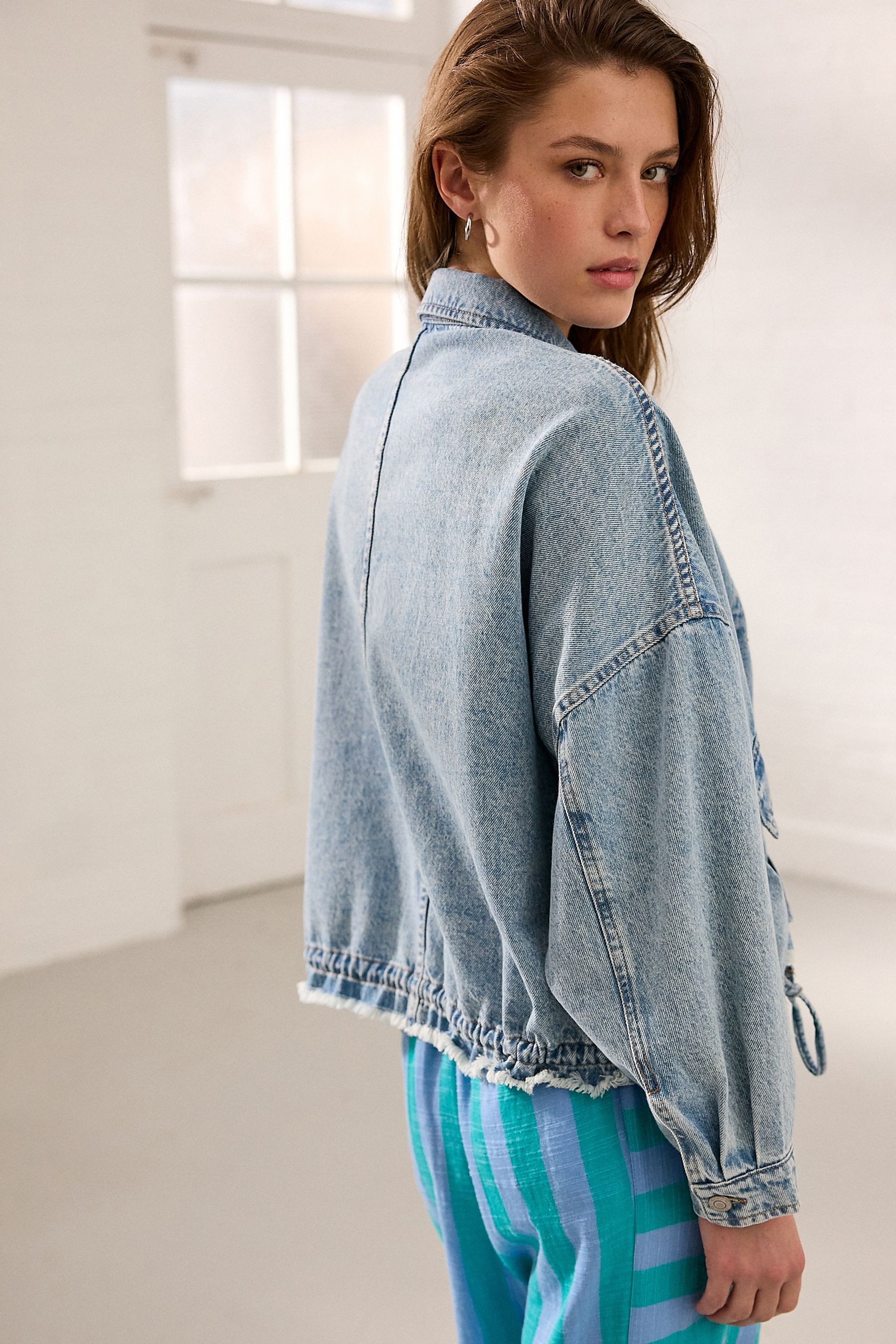 Next Jeansjacke Oversized-Jeansjacke aus 100 % Baumwolle (1-St) günstig online kaufen