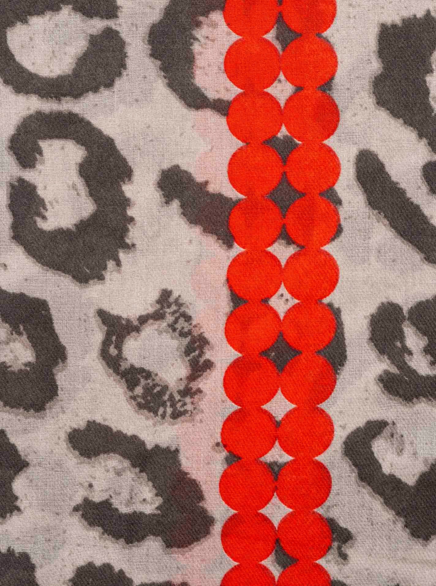 Zwillingsherz Schal "Leo & Colors", Leomuster, rotes Detail, Fransen