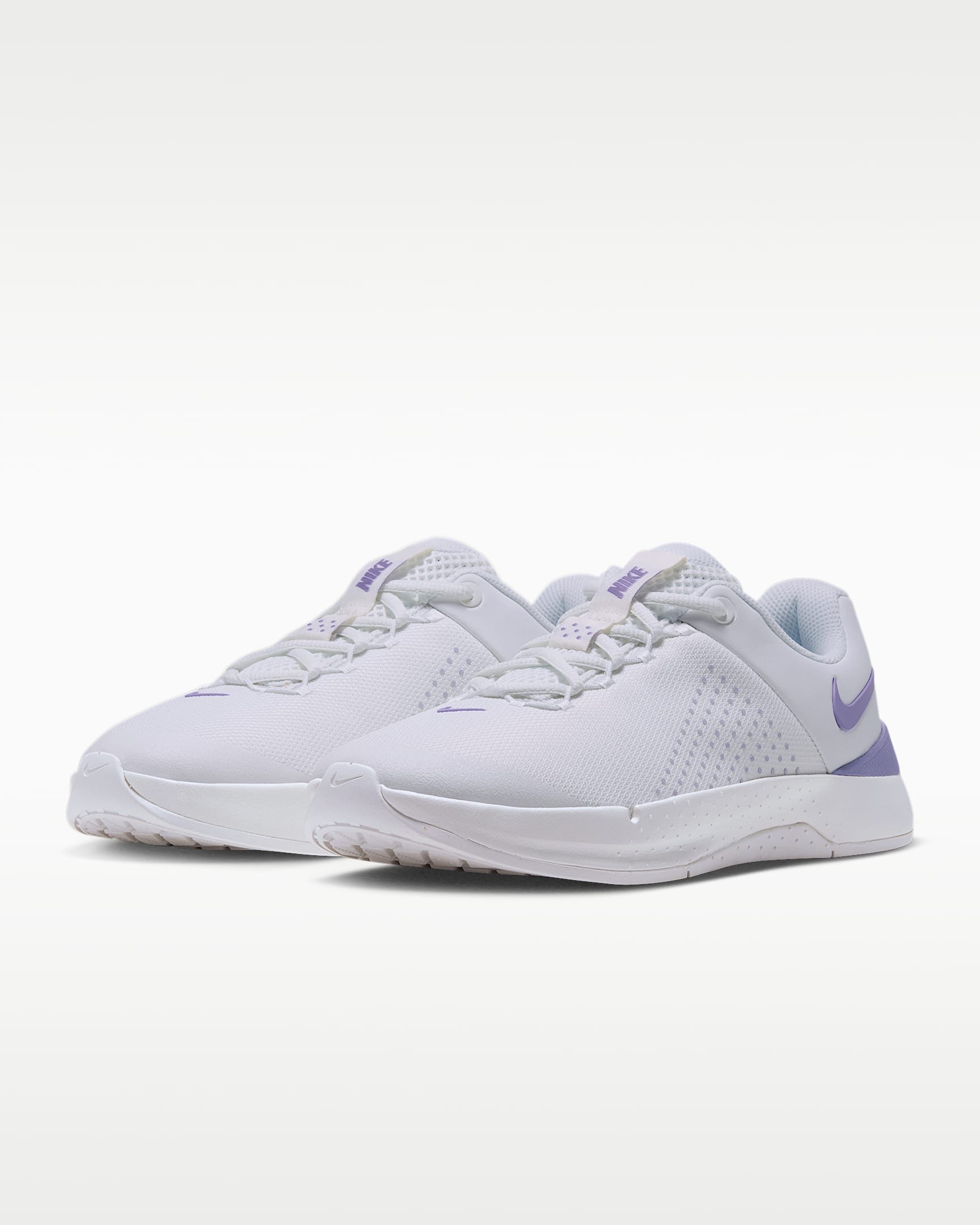 Nike MC Trainer 4 Trainingsschuh ideal für Gym und Fitnessstudio