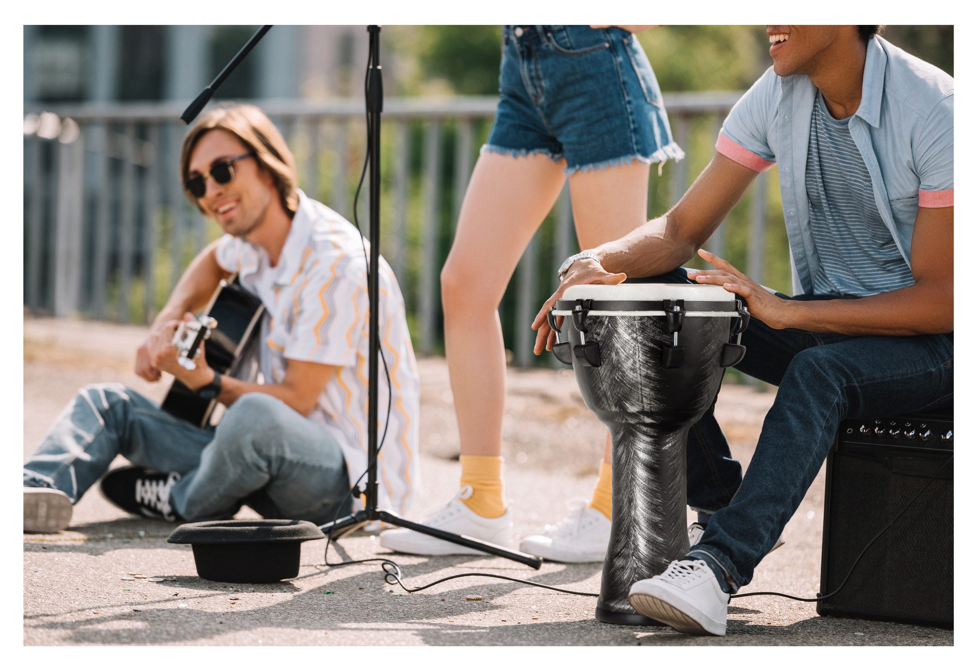 XDrum Djemben ED-10 Silver Brush mit 10 Zoll und Stimmschlüssel,Set, 1-St., Silver-Brush-Optik und sechs Stimmschrauben
