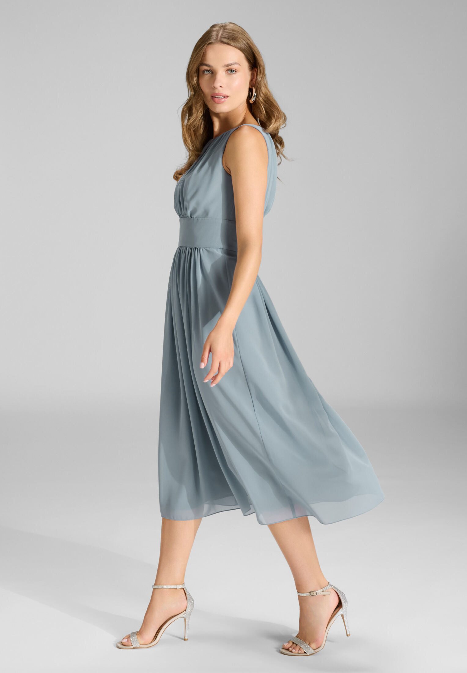 SWING Cocktailkleid - Chiffonkleid mit Taillenpasse Taillierter Schnitt mit fließendem Rockteil – Bild 5 von 5