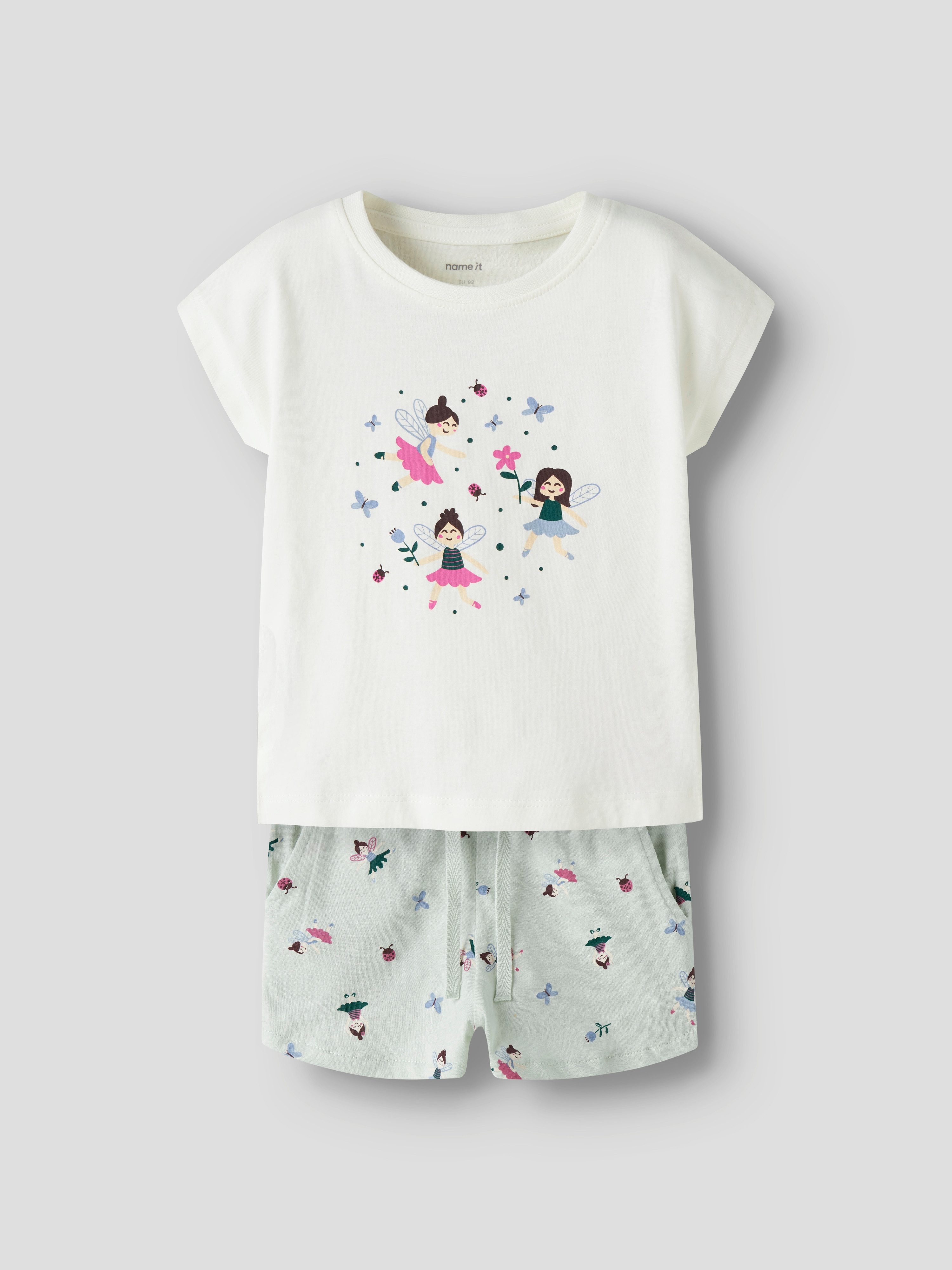 Name It Shorty NMFVIGEA CAPSL TOP SET (Set, 2 tlg) bestehend aus Shirt und Shorts