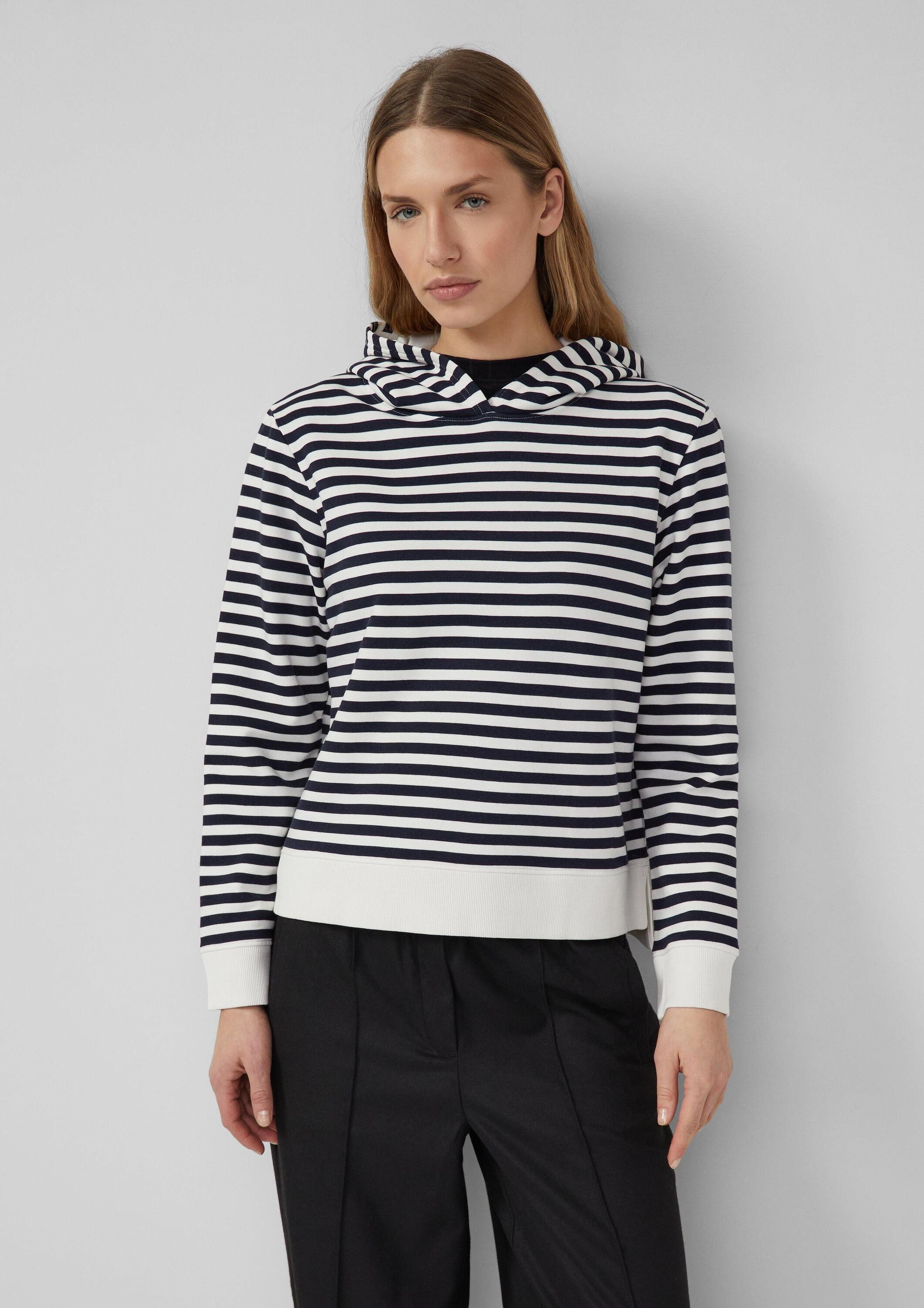 s.Oliver Sweatshirt Sweatshirt Gestreiftes Sweatshirt aus Baumwollmix mit Kapuze