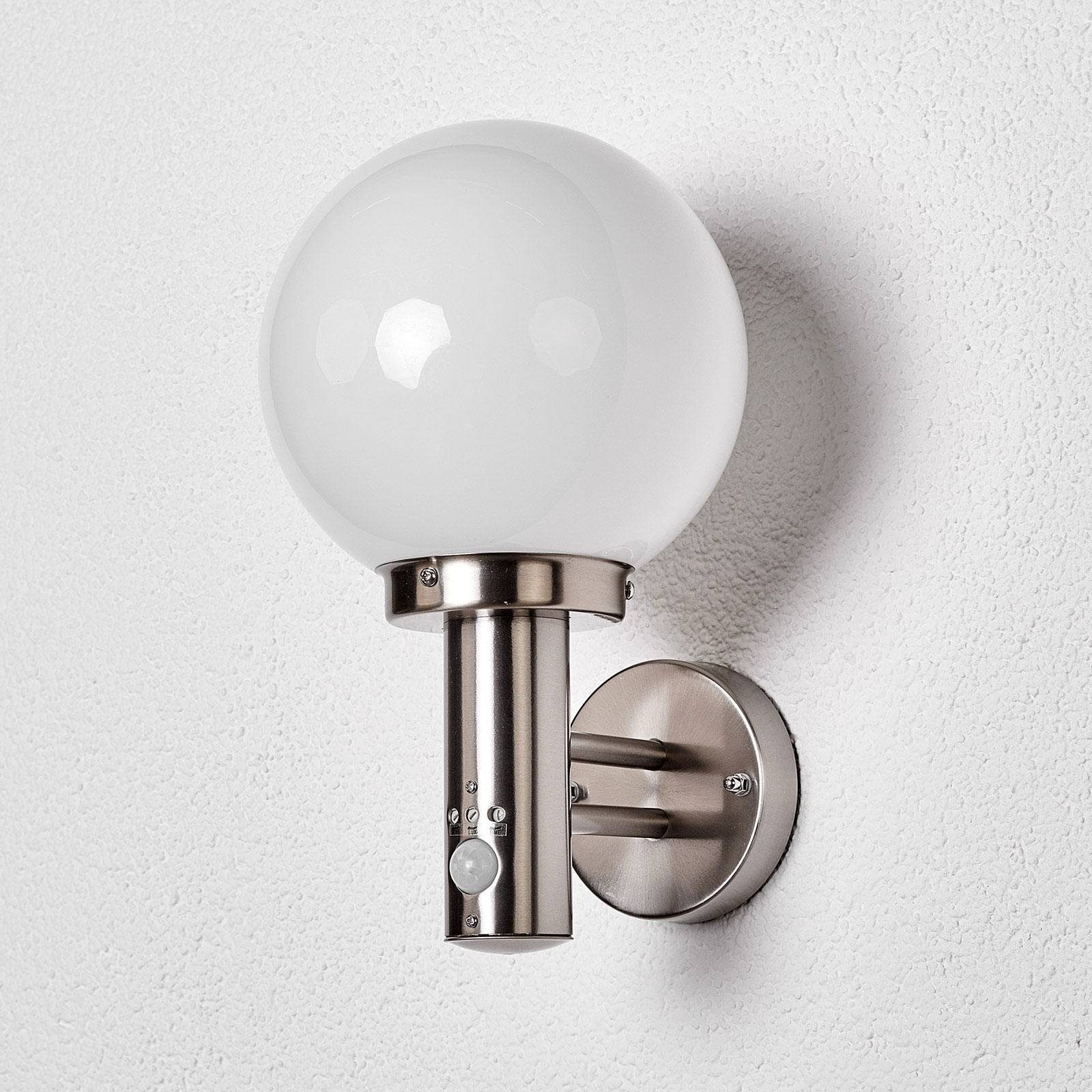 Lindby Außen-Wandleuchte Nada, Edelstahl Alu IP44mit Bewegungsmelder, 1 x 60 W