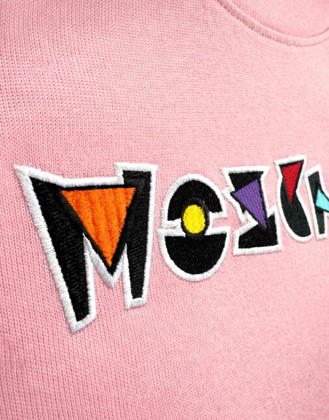 Moschino Strickpullover Couture Milano Pullover mit 3D-Stickerei Exklusivsten und hochwertigsten Kollektion von Moschino