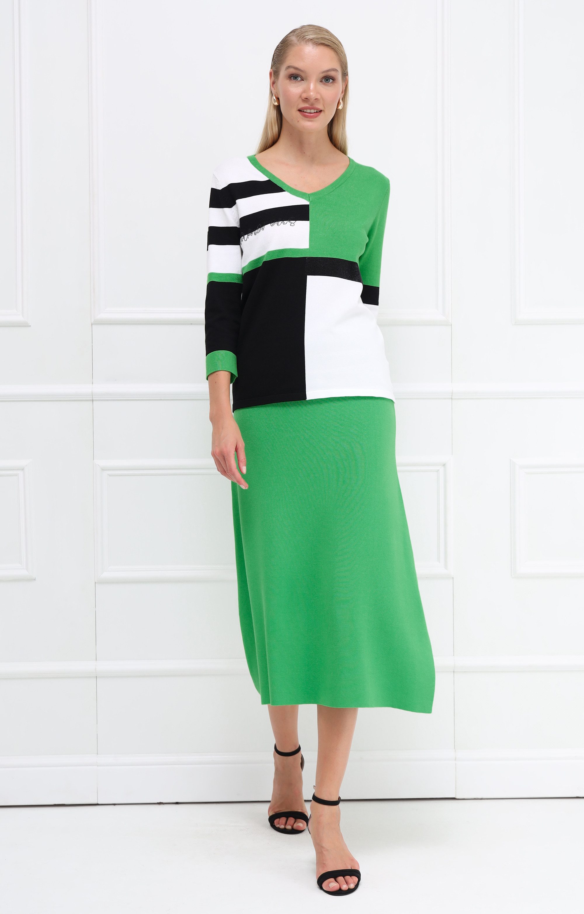 Passioni Strickpullover im Color Block-Design mit Strassdetails