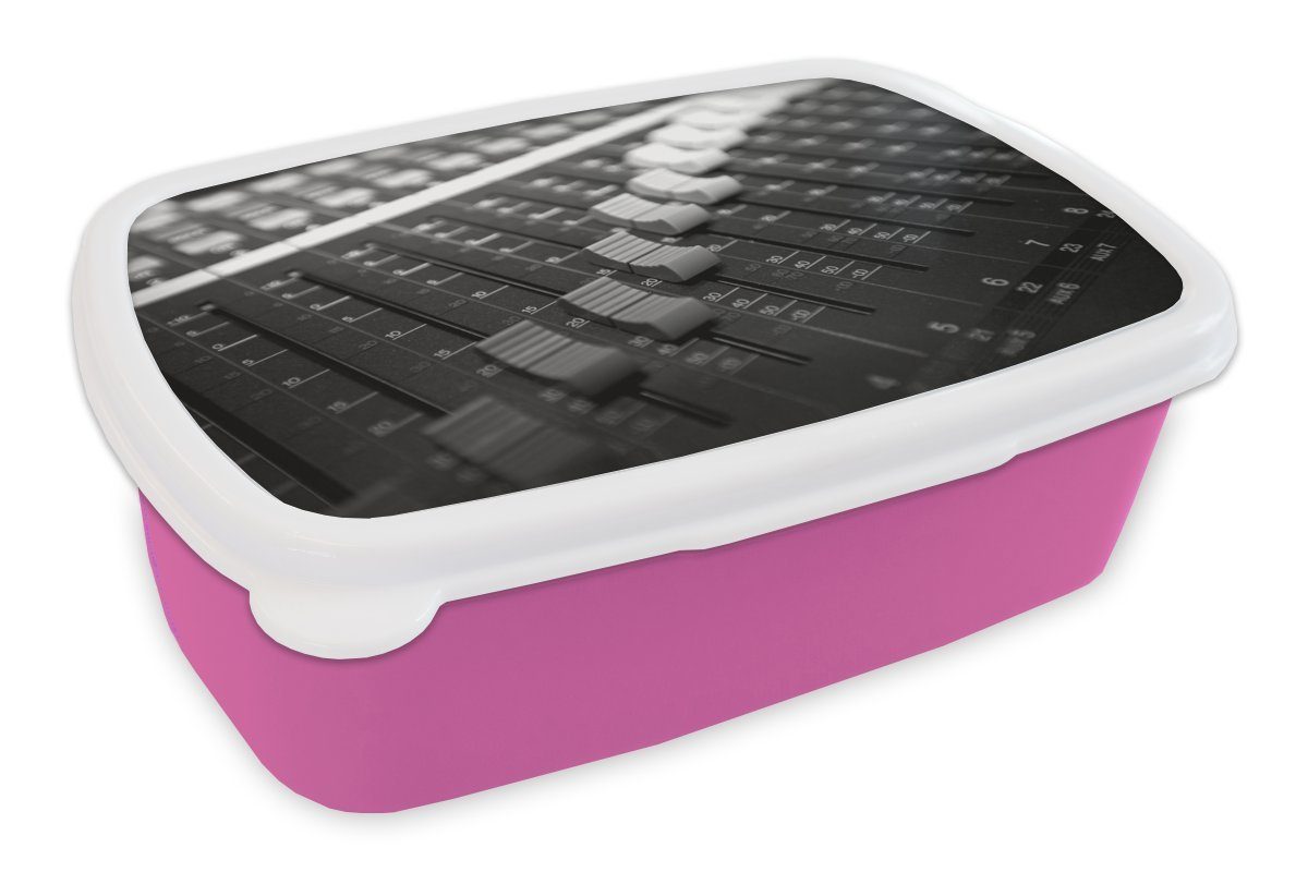eines Erwachsene, Kinder, MuchoWow Kunststoff Lunchbox Brotdose Brotbox Mischers, rosa Mädchen, (2-tlg), für Schwarz-Weiß-Foto Kunststoff, Snackbox,
