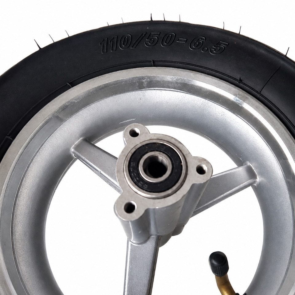 FunSport-Factory Ersatzrad Scooter Hinterrad 110/50-6.5 6,5 Zoll Alufelge 3-Speichen Silber, 3-Speichen-Alufelge, Kugellager 6000, M5-Aufnahme, Racing-Profil