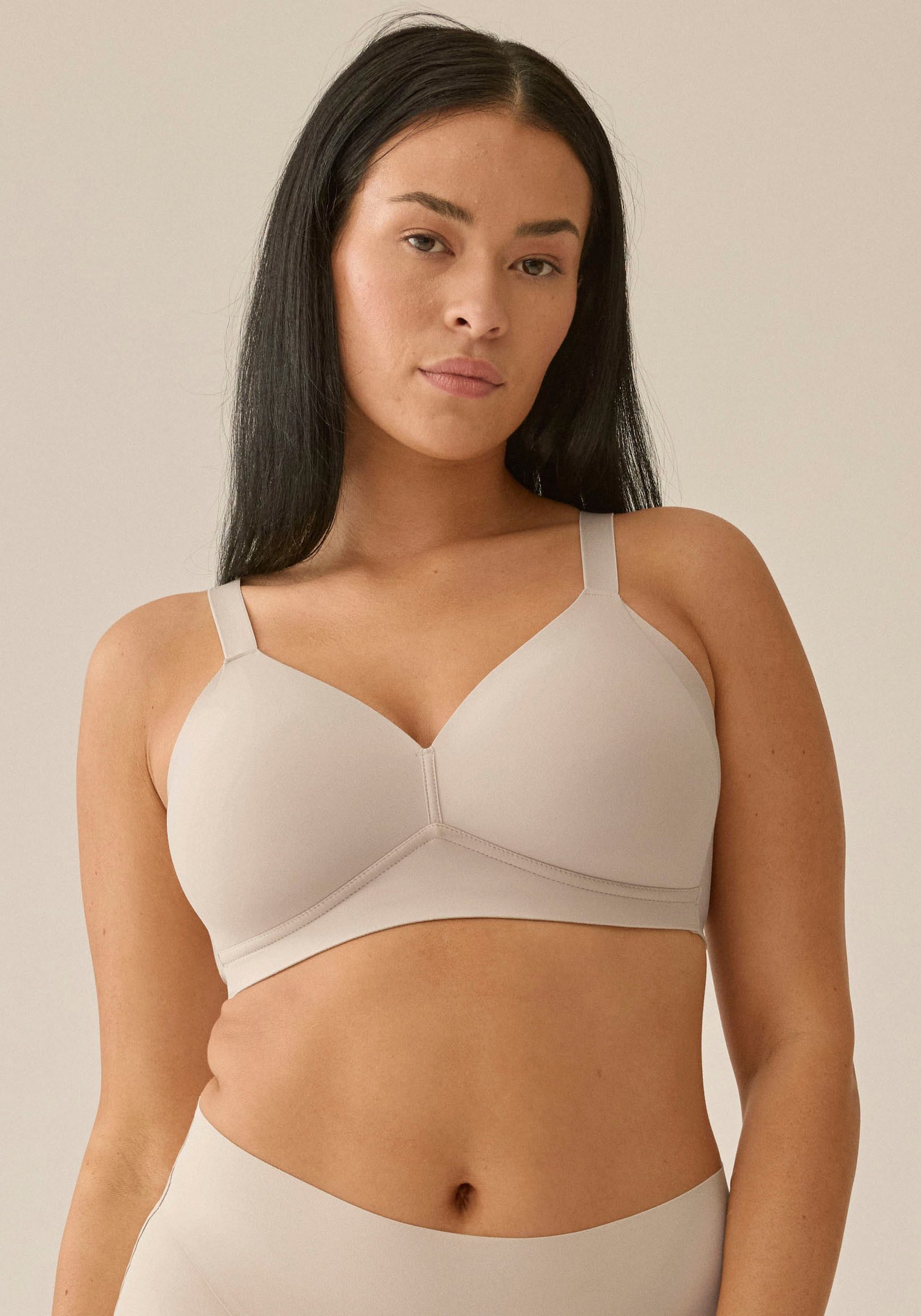 Naturana Soft-BH Smoothing flache nahtlose Abschlüsse, breites Unterbrustband, ohne Bügel, basic