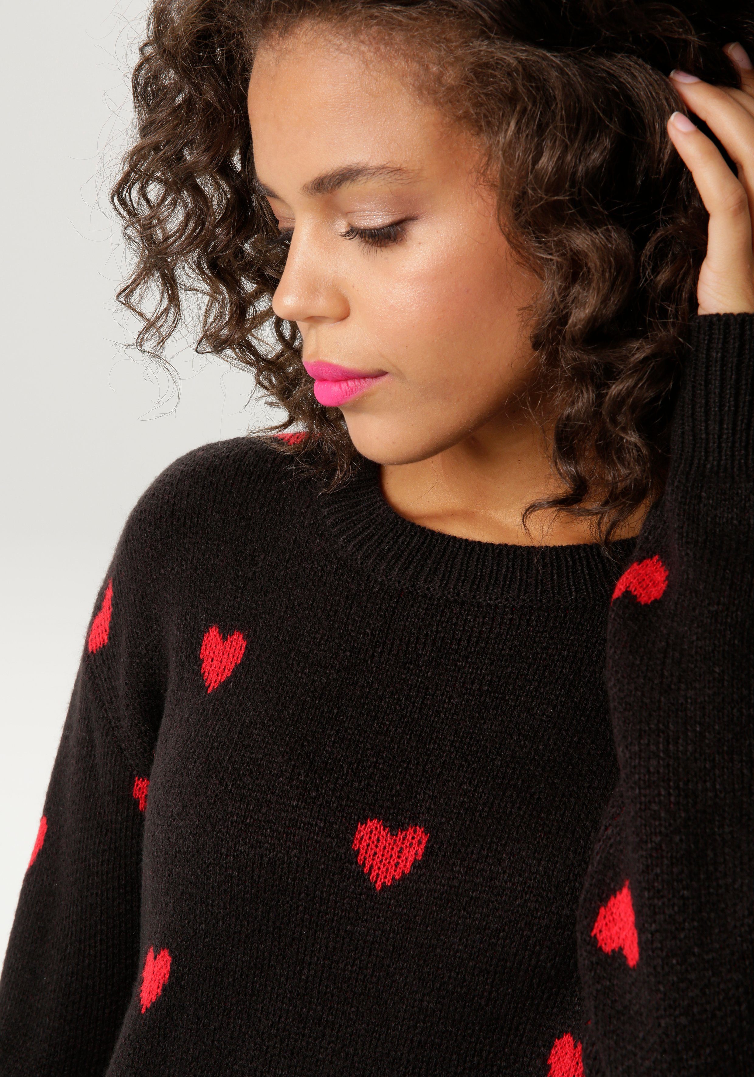 Aniston CASUAL Strickpullover mit eingestrickten Herzchen