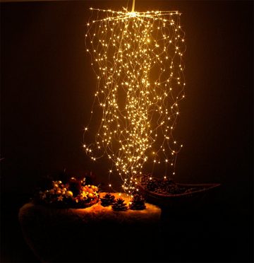 Arnusa LED-Lichtervorhang Sternenschauer LED Lichterbündel zum Aufhängen, 720-flammig, warmweiß für Innen und Außen mit Netzteil