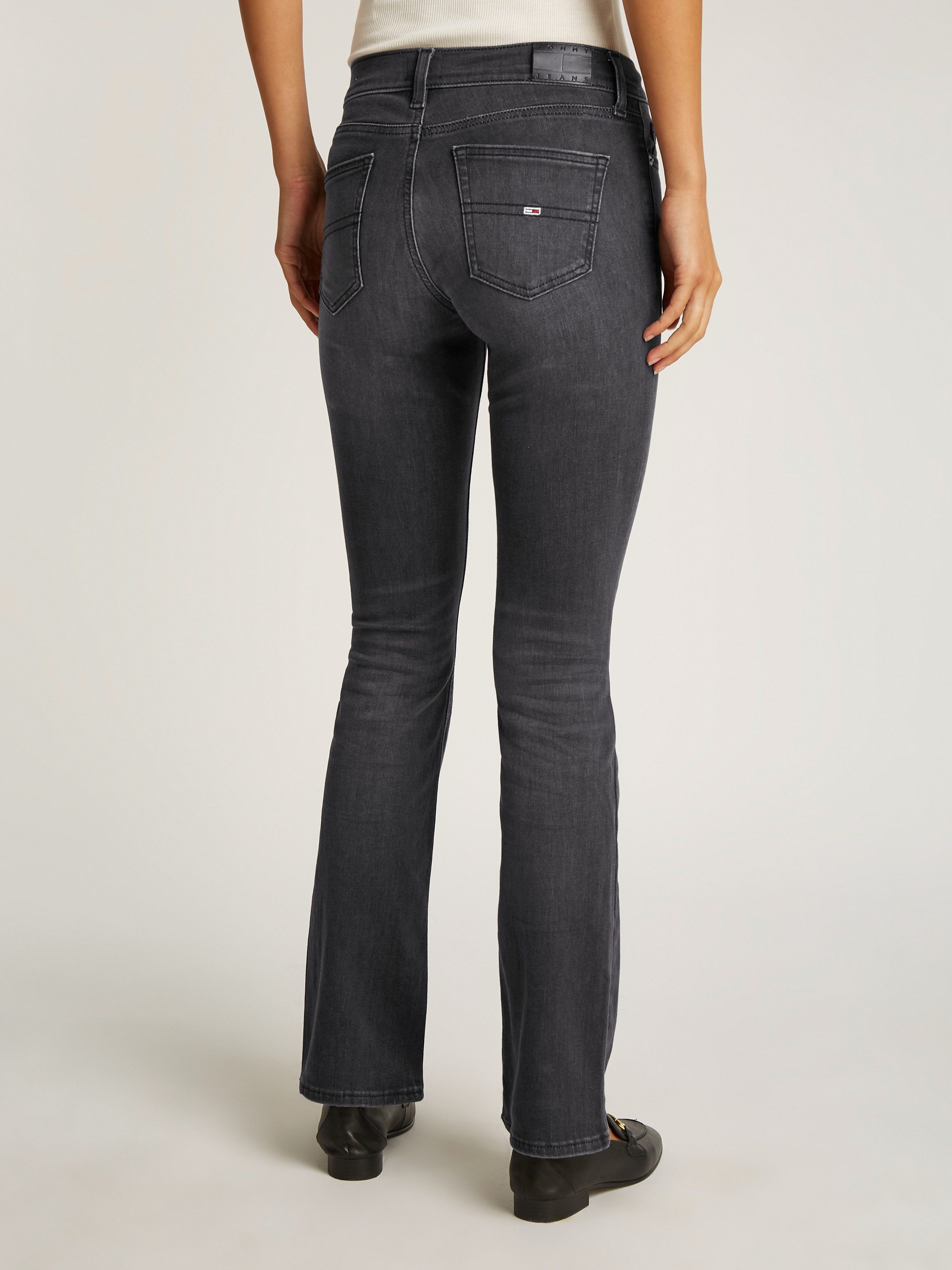 Tommy Jeans Bootcut-Jeans Maddie Mid Rise günstig online kaufen