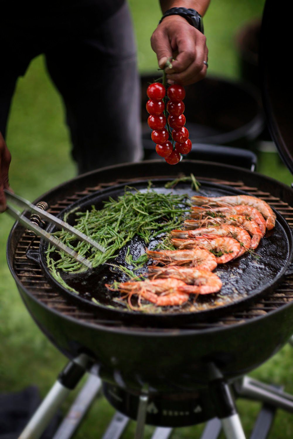 RÖSLE Grillzange SlideX, 25064, zum gezielten Greifen und Wenden von Speisen, Edelstahl