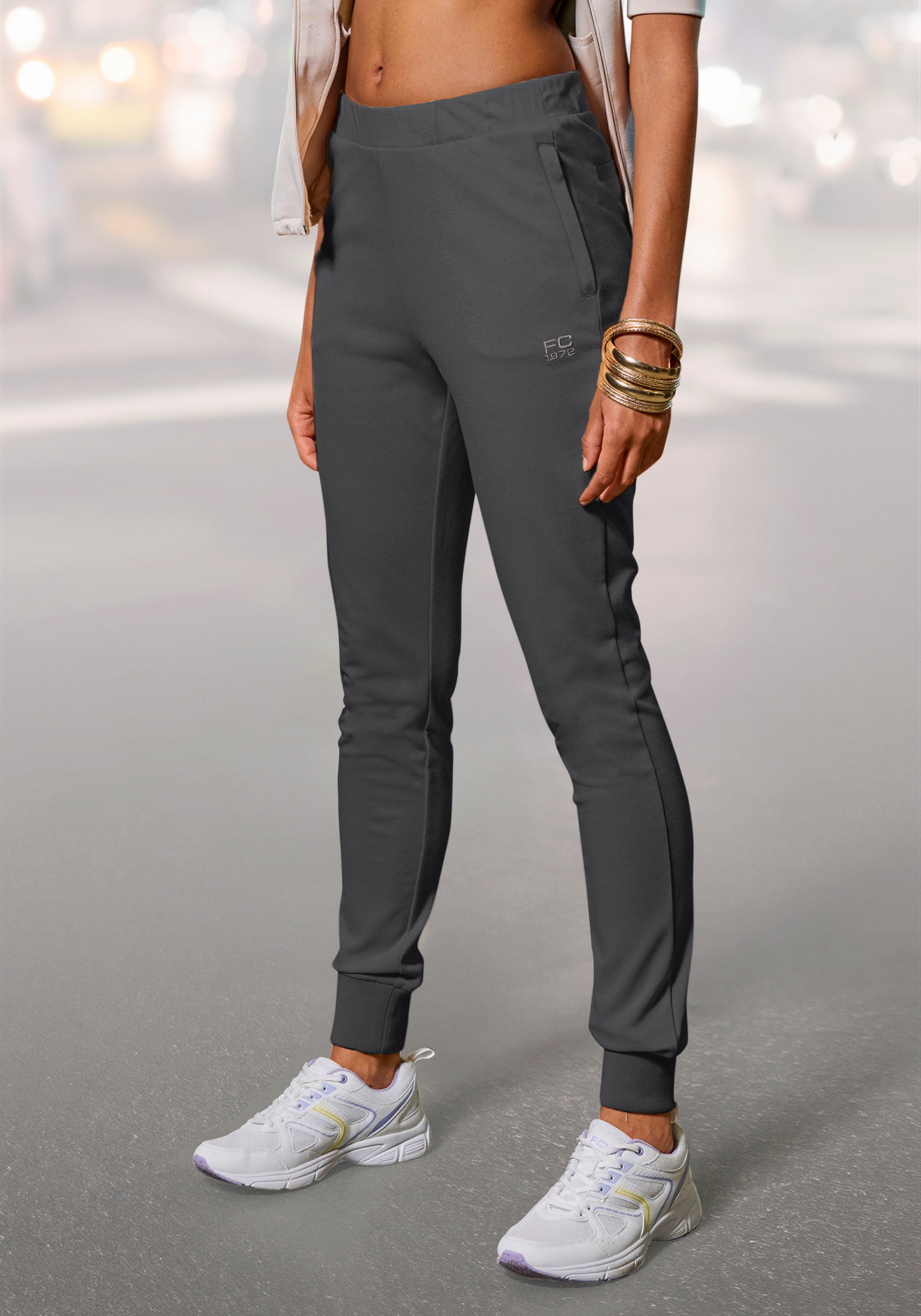 French Connection Loungepants schmale sportive Form, weich fließend