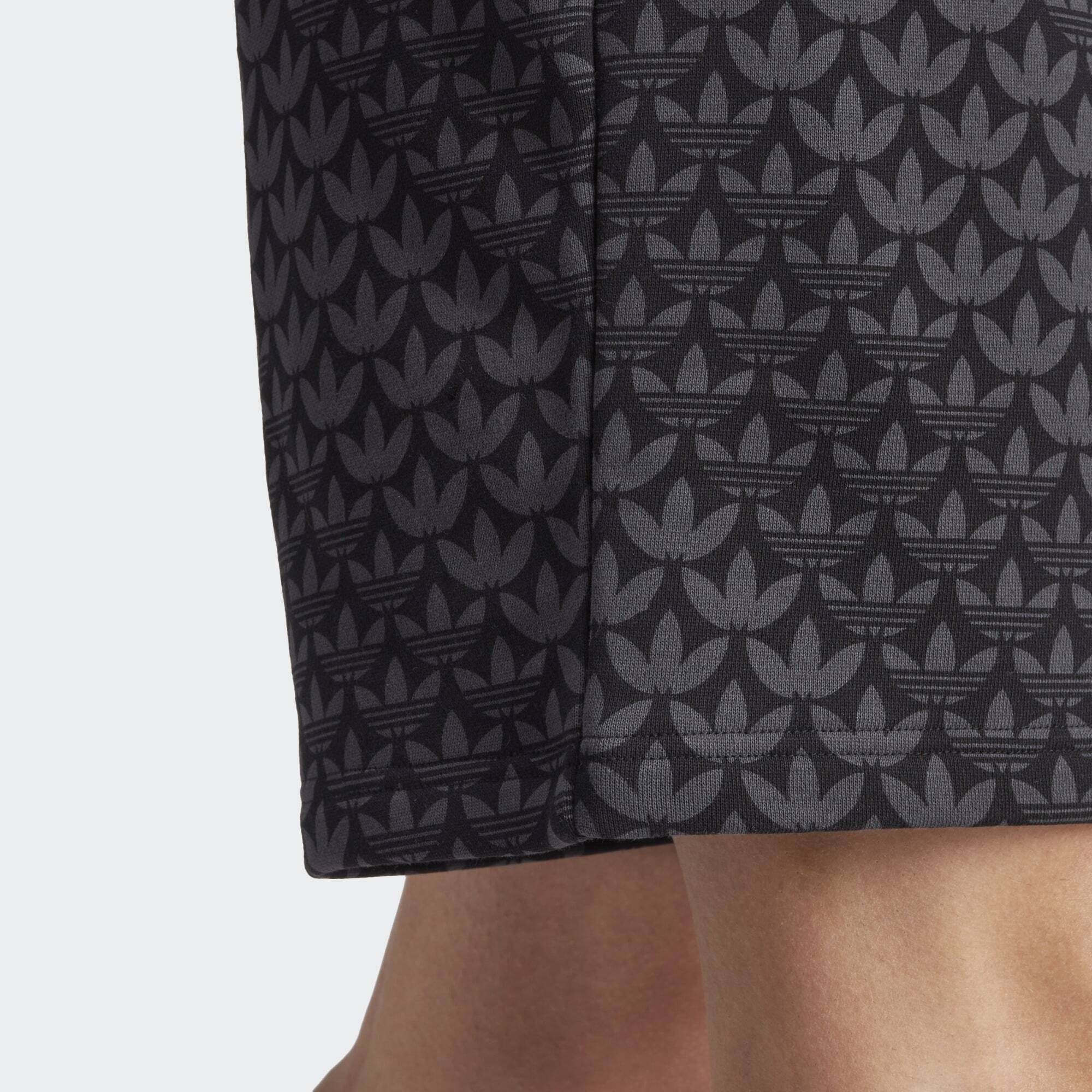 SHORTS Shorts adidas Originals Black GRAPHICS MONOGRAM