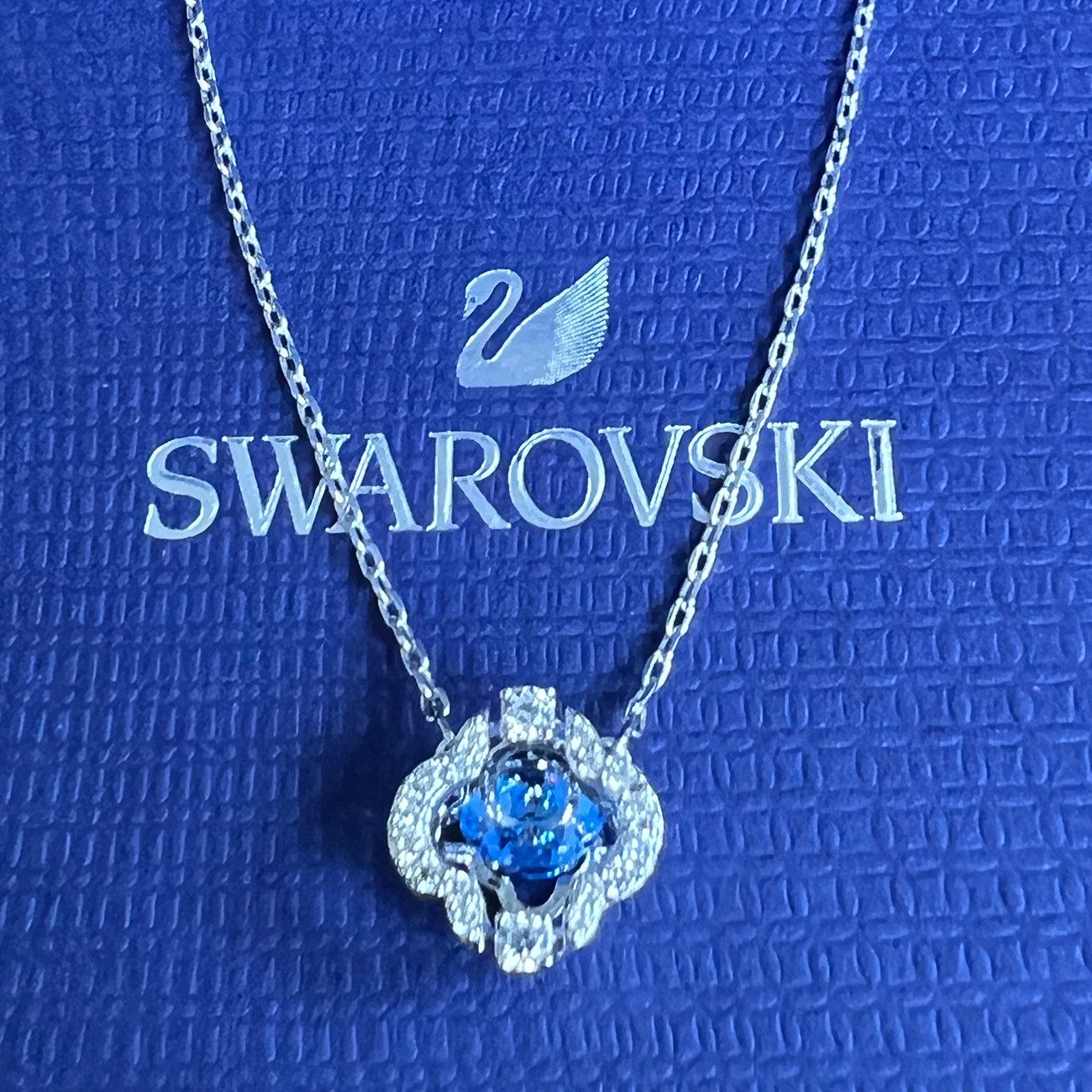 Swarovski Kette mit Anhänger günstig online kaufen