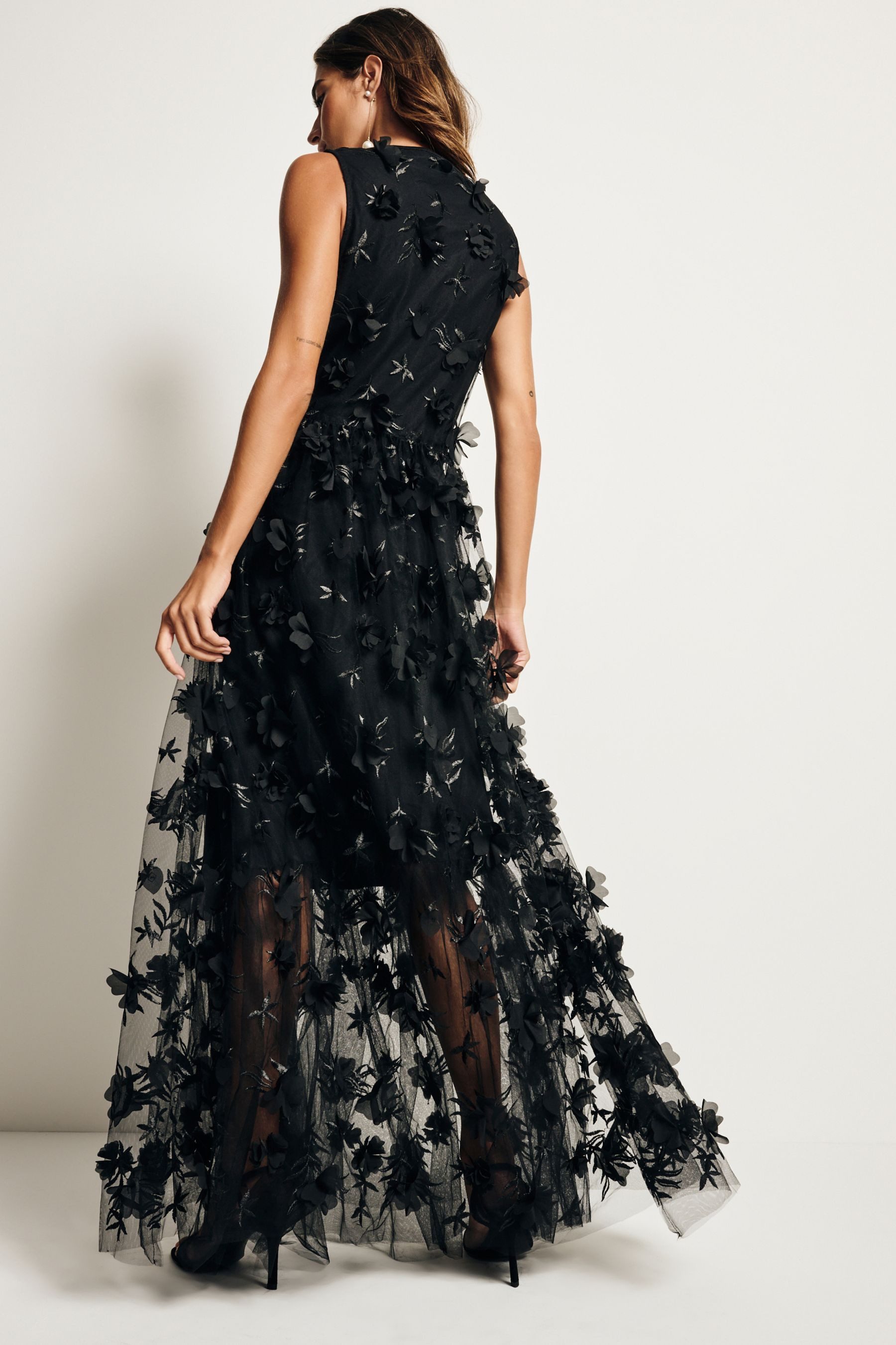 Next Maxikleid Strukturiertes Maxikleid mit V-Ausschnitt günstig online kaufen