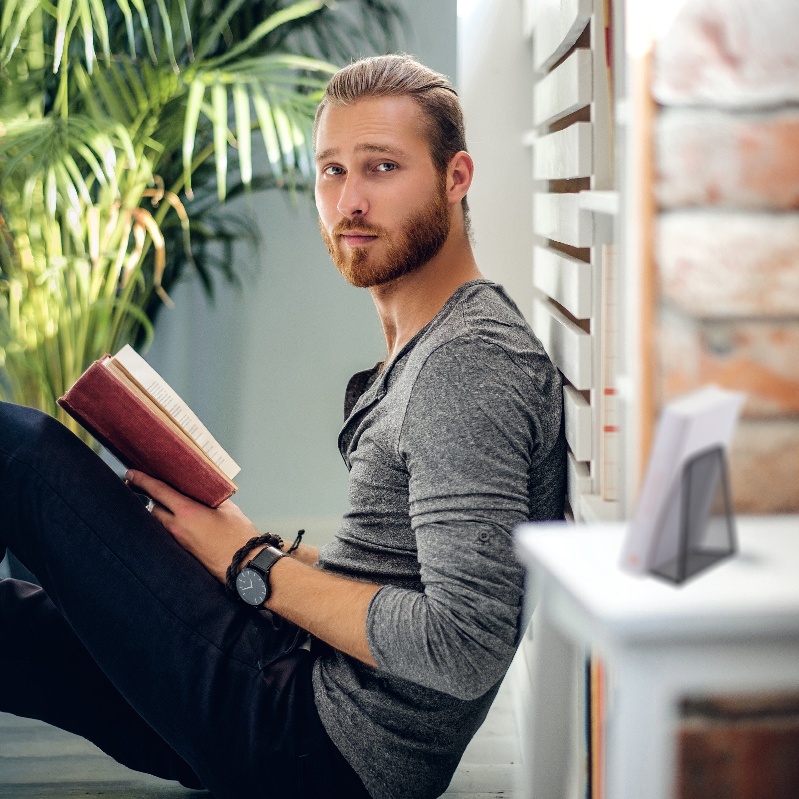 relaxdays Kochbuchhalter Buchstützen 2er Set, schwarz