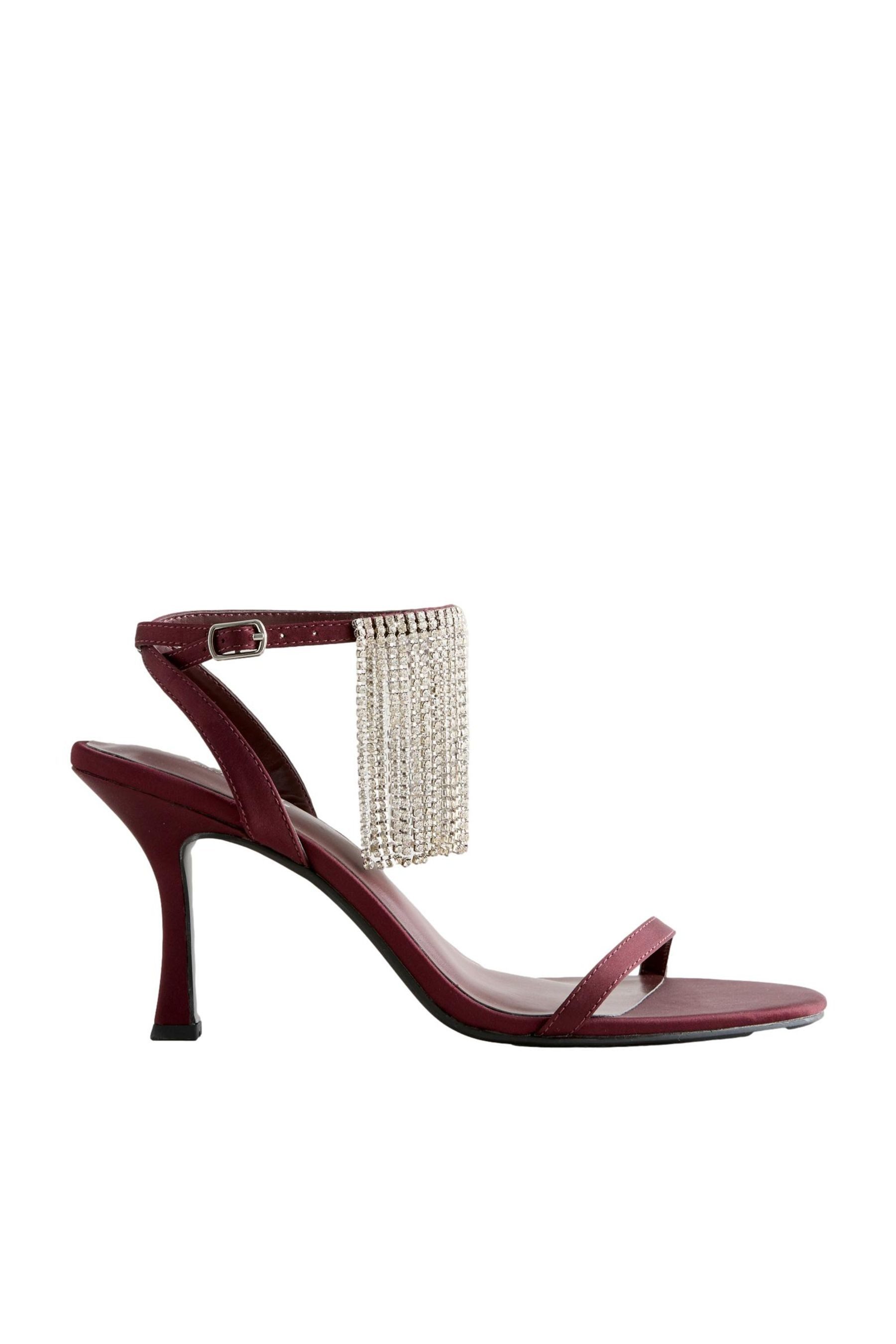 Next Forever Comfort® Satin-Sandaletten mit Fransen High-Heel-Sandalette (1-tlg)