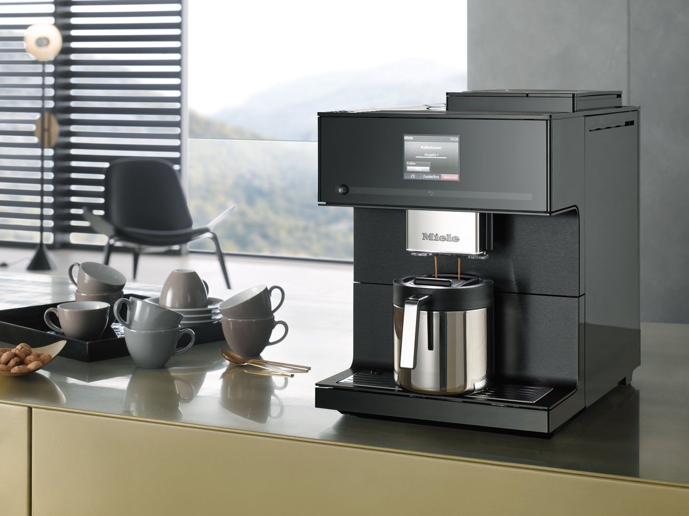Kaffeevollautomat Kaffeekannenfunktion Miele 6160 CM MilkPerfection, Genießerprofile,