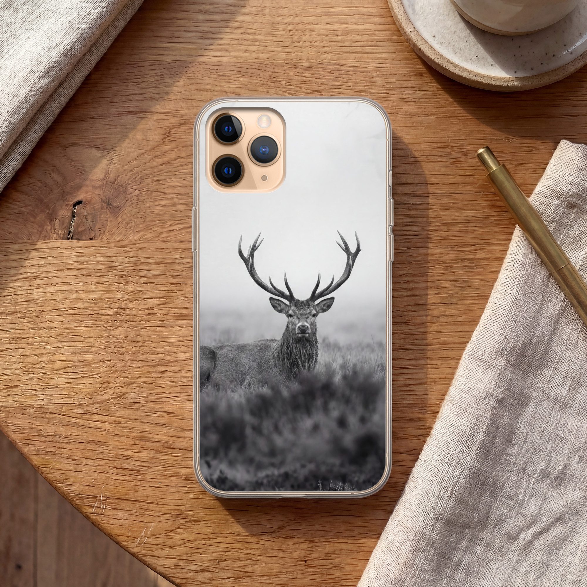 MuchoWow Handyhülle für Apple iPhone 11 Pro Max Hirsch - Neblig - Schwarz - Weiß, Smartphone-Bumper, Print, Handy Schutzhülle Dünn